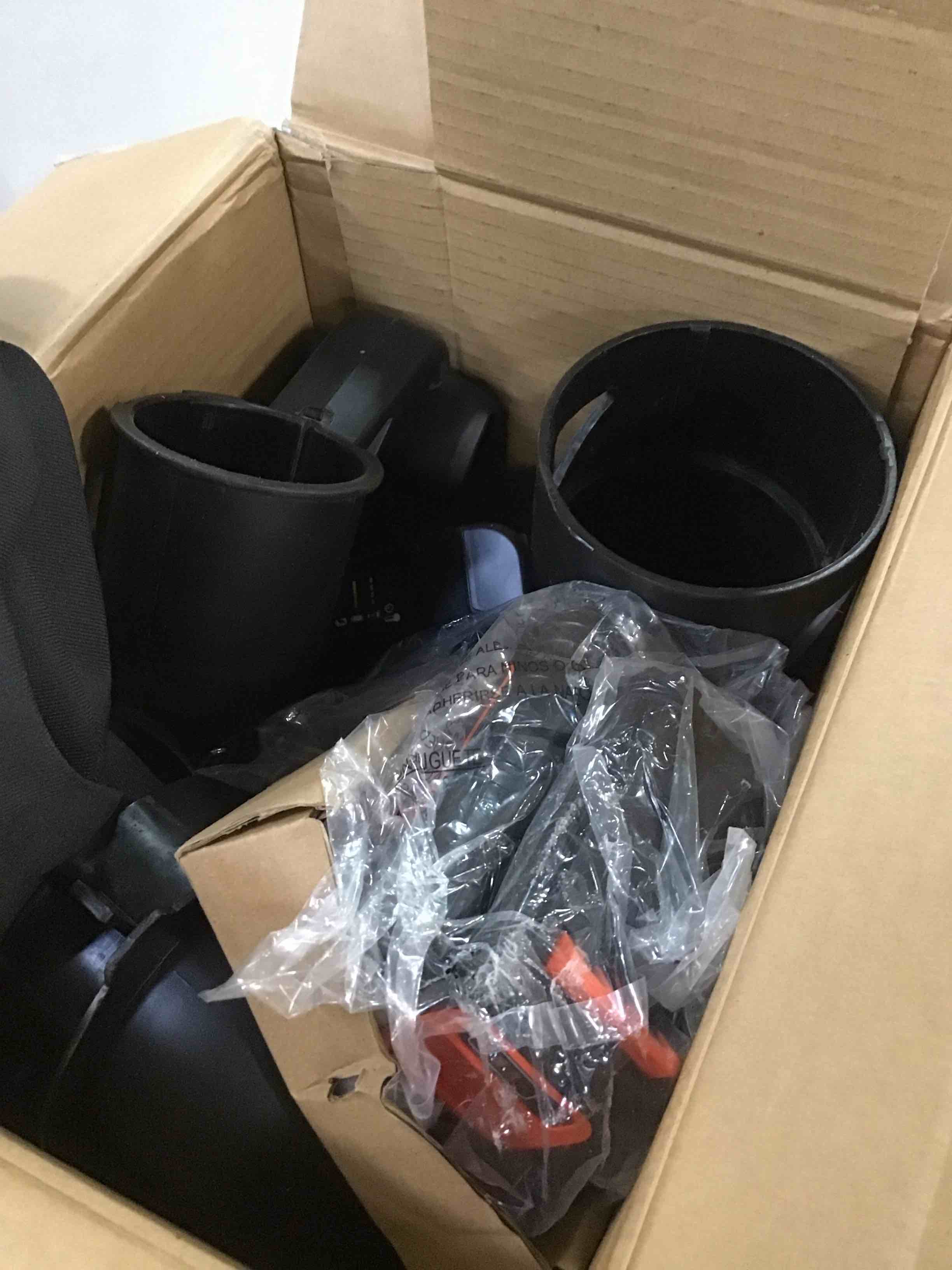 https://s3.amazonaws.com/lotting-images-prod/bidfta/PNK1466318_1733407269887.jpeg
