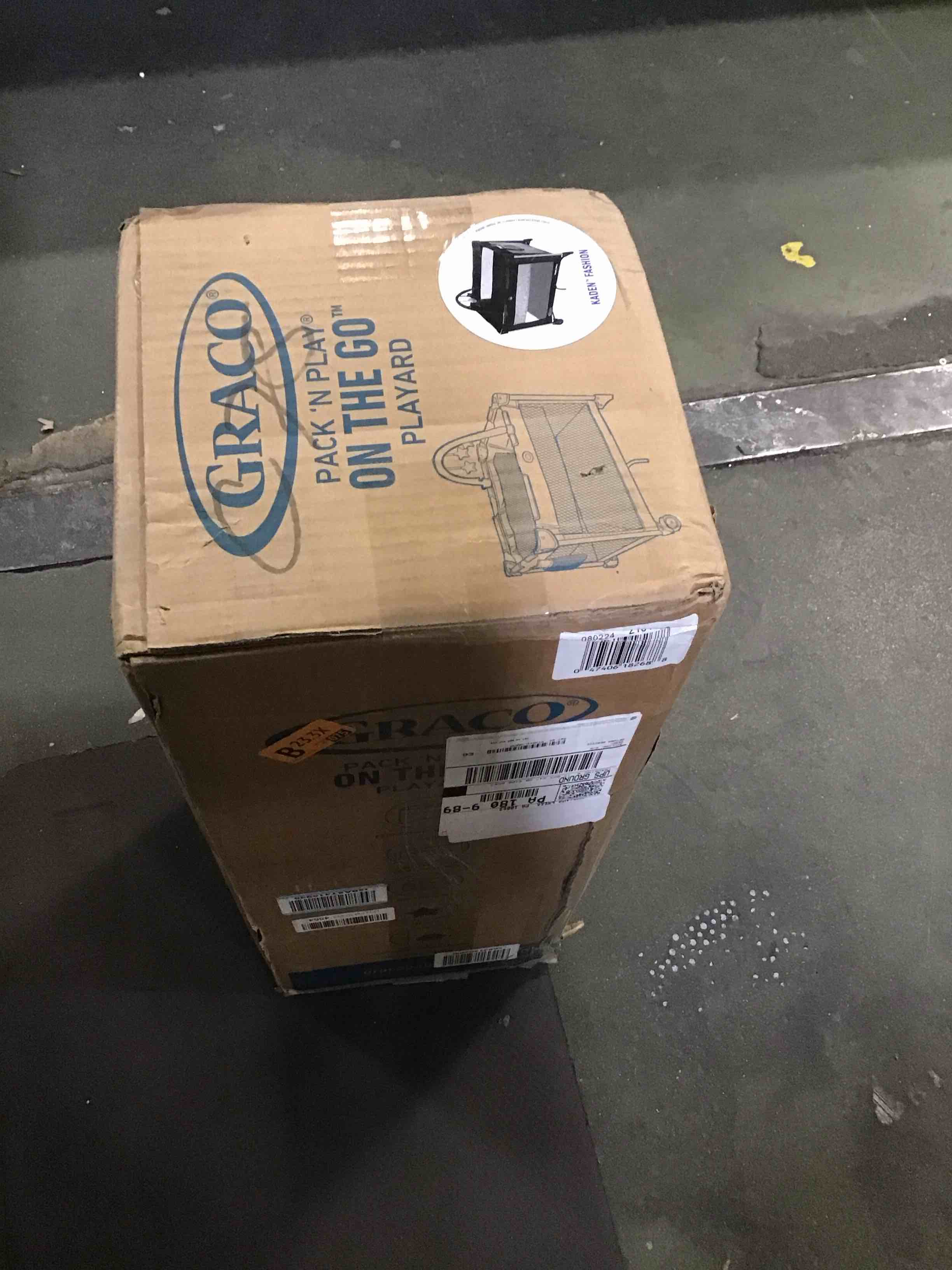 https://s3.amazonaws.com/lotting-images-prod/bidfta/PNK1466385_1733414935113.jpeg