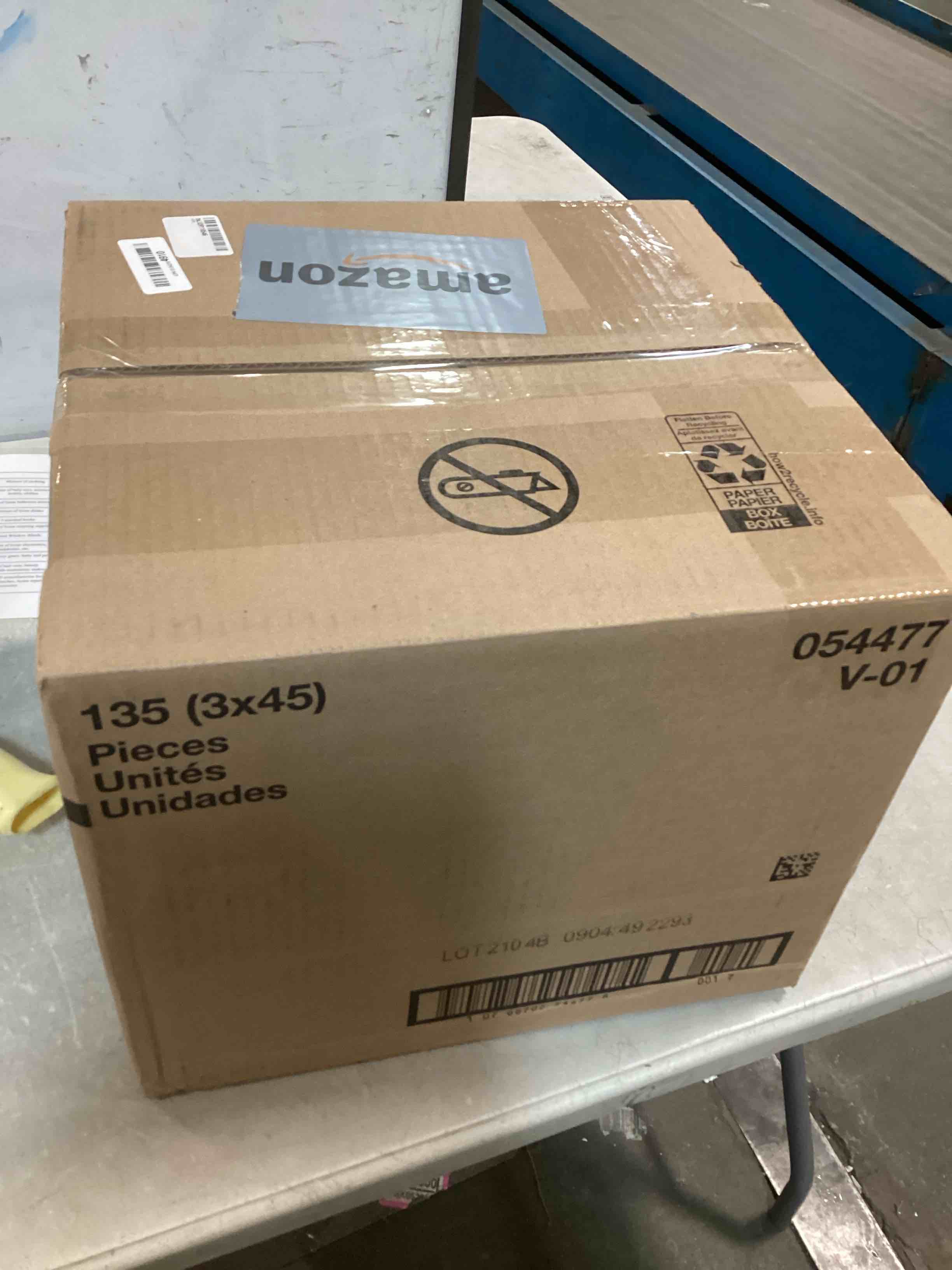 https://s3.amazonaws.com/lotting-images-prod/bidfta/PNK1466988_1733778978865.jpeg