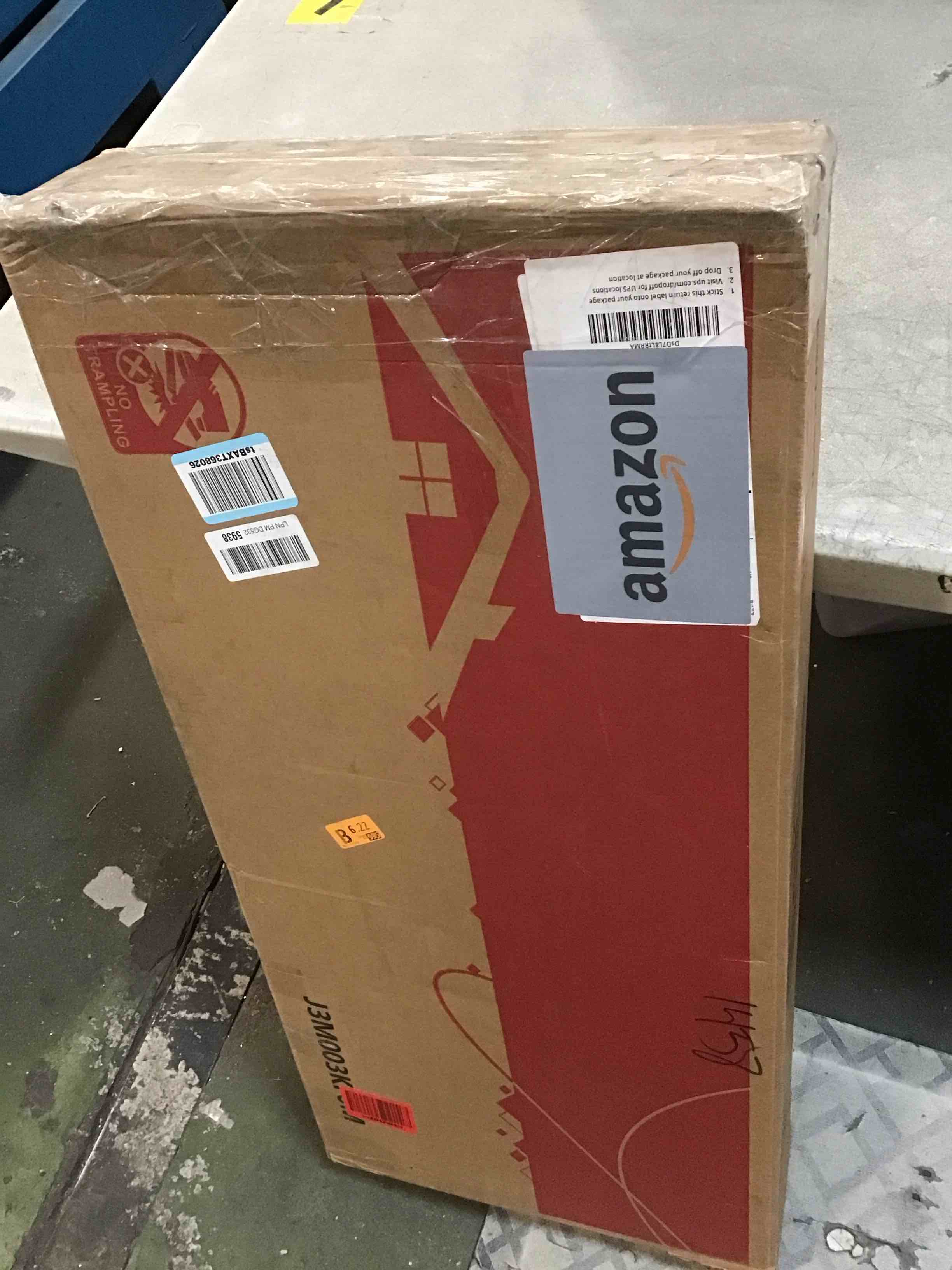 https://s3.amazonaws.com/lotting-images-prod/bidfta/PNK1467087_1733847457970.jpeg