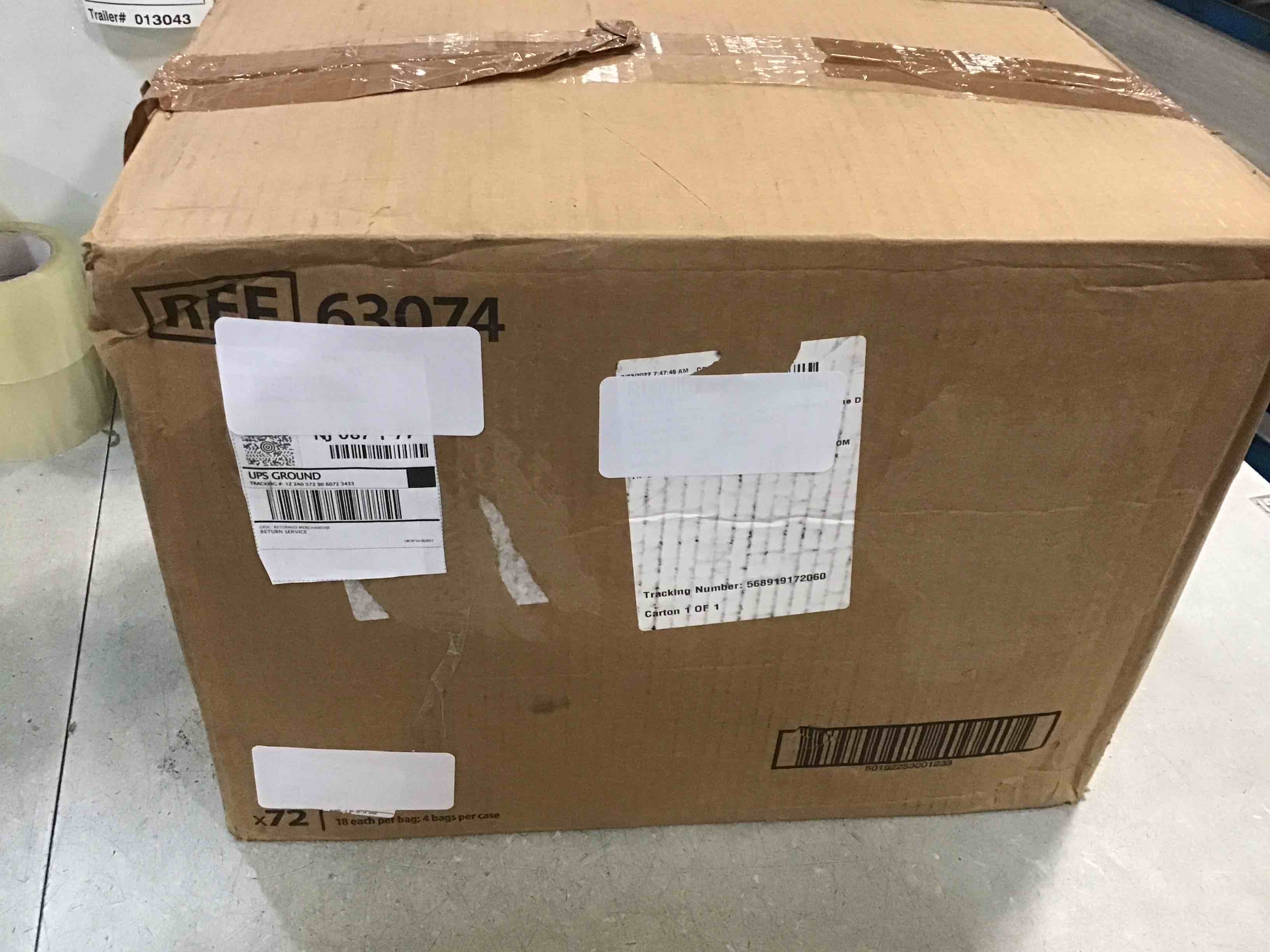 https://s3.amazonaws.com/lotting-images-prod/bidfta/PNK1467618_1734097596379.jpeg