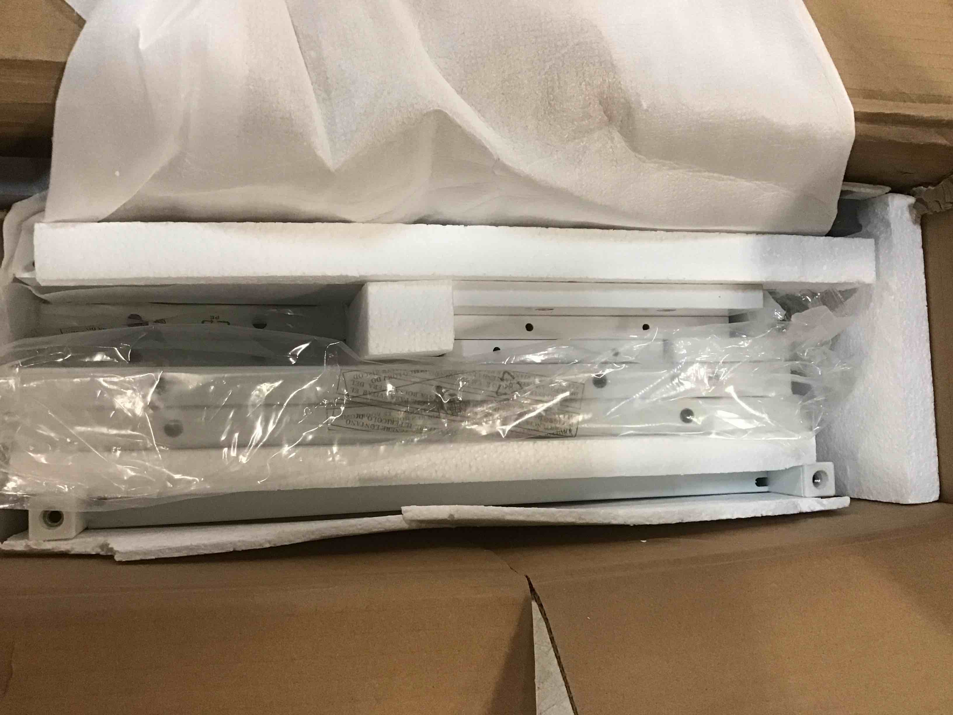 https://s3.amazonaws.com/lotting-images-prod/bidfta/PNK1467759_1734356975082.jpeg