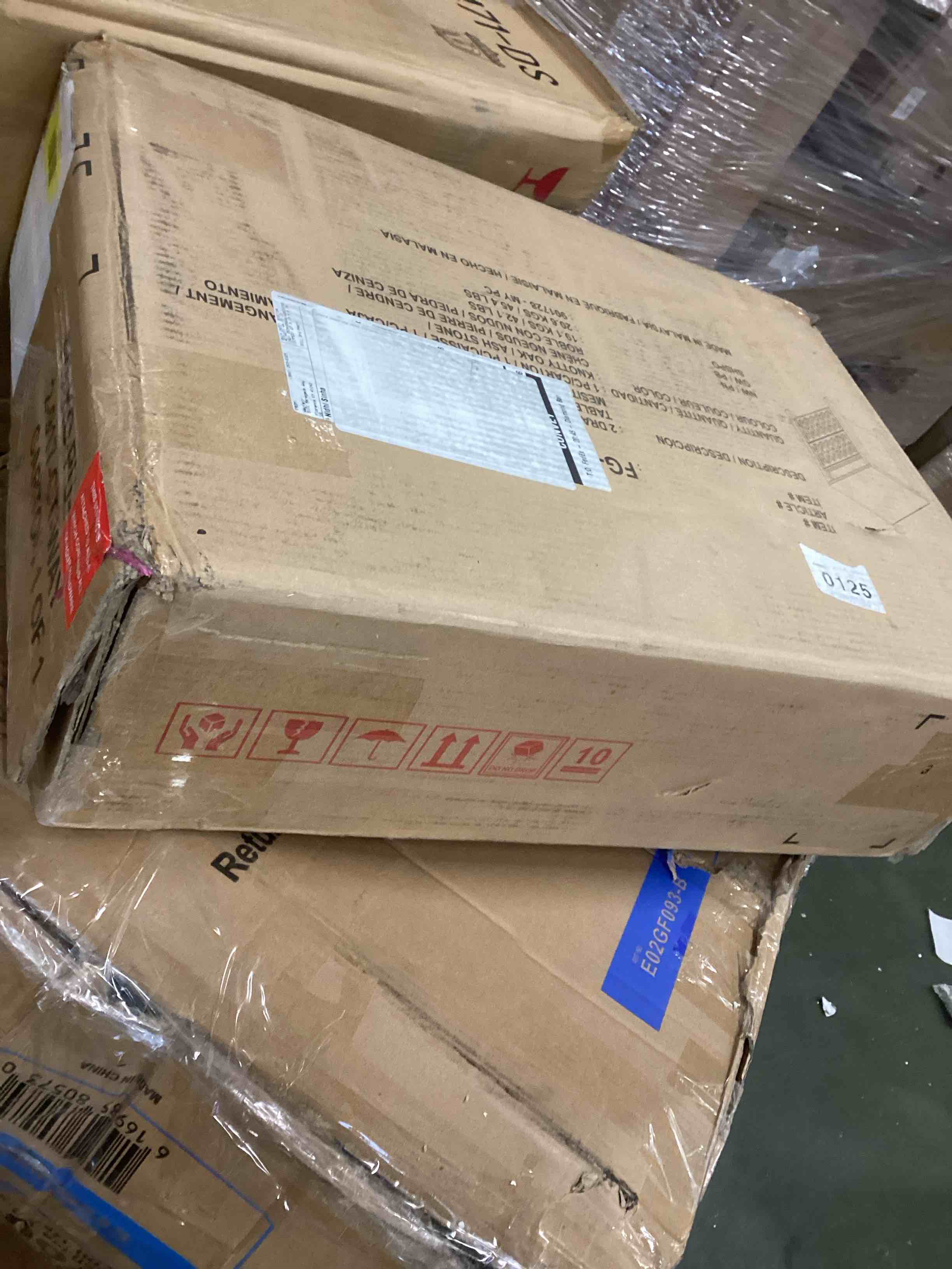 https://s3.amazonaws.com/lotting-images-prod/bidfta/PNK1471108_1732304466339.jpeg