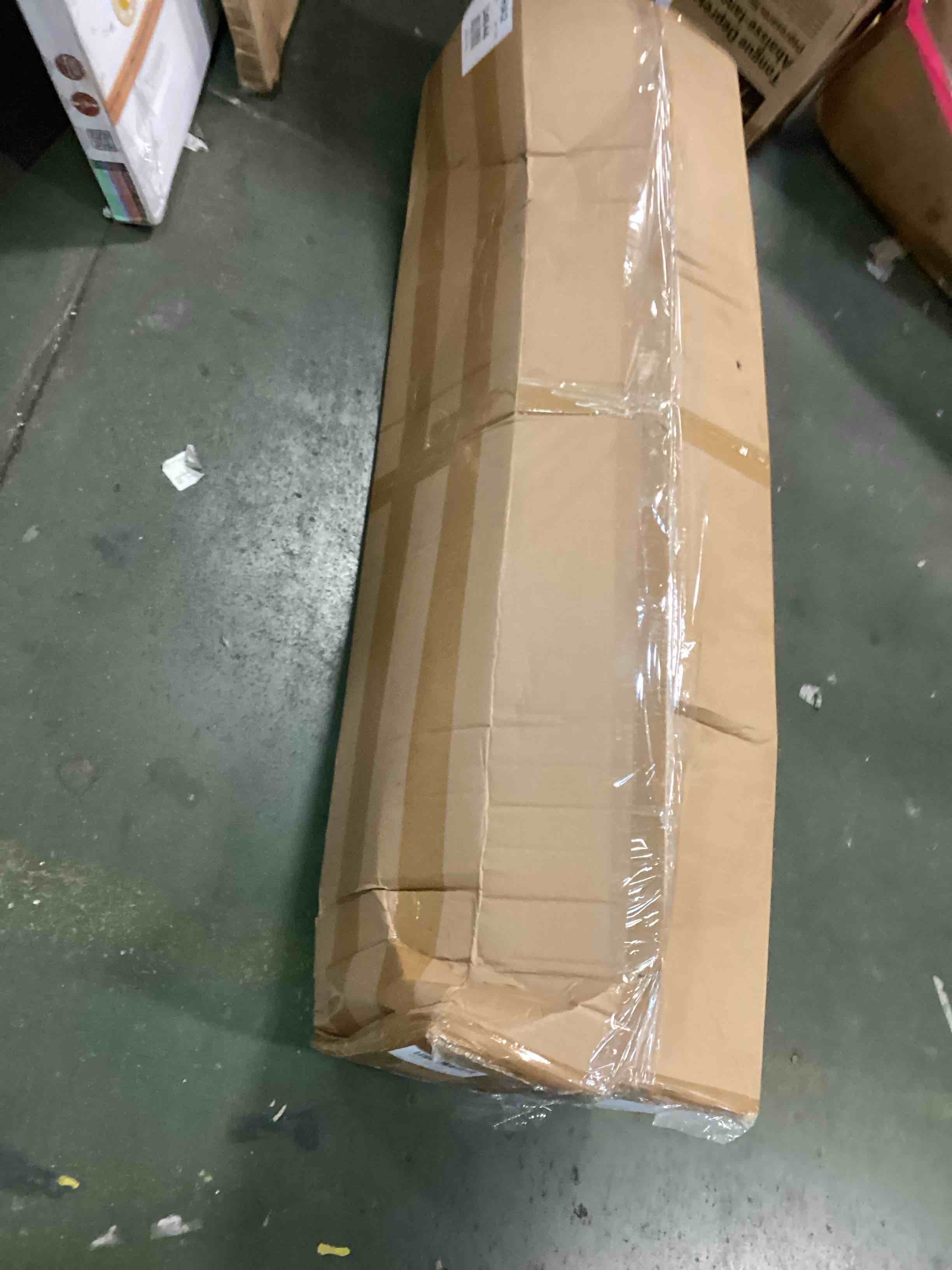 https://s3.amazonaws.com/lotting-images-prod/bidfta/PNK1471206_1732373881749.jpeg
