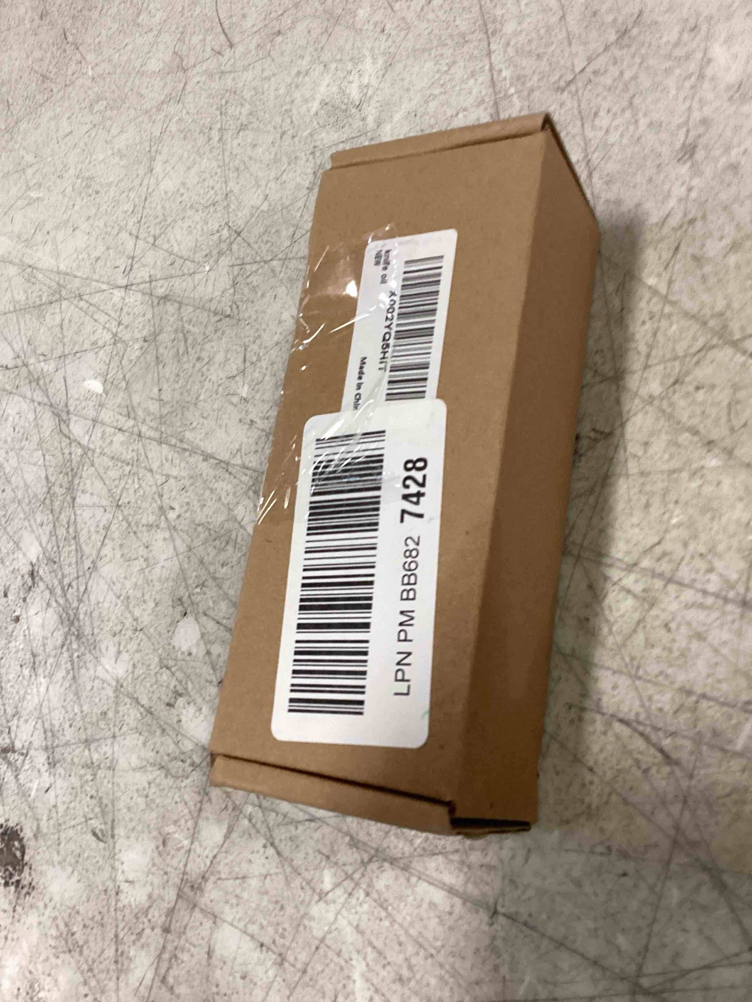 https://s3.amazonaws.com/lotting-images-prod/bidfta/PNK1471957_1732647316110.jpeg