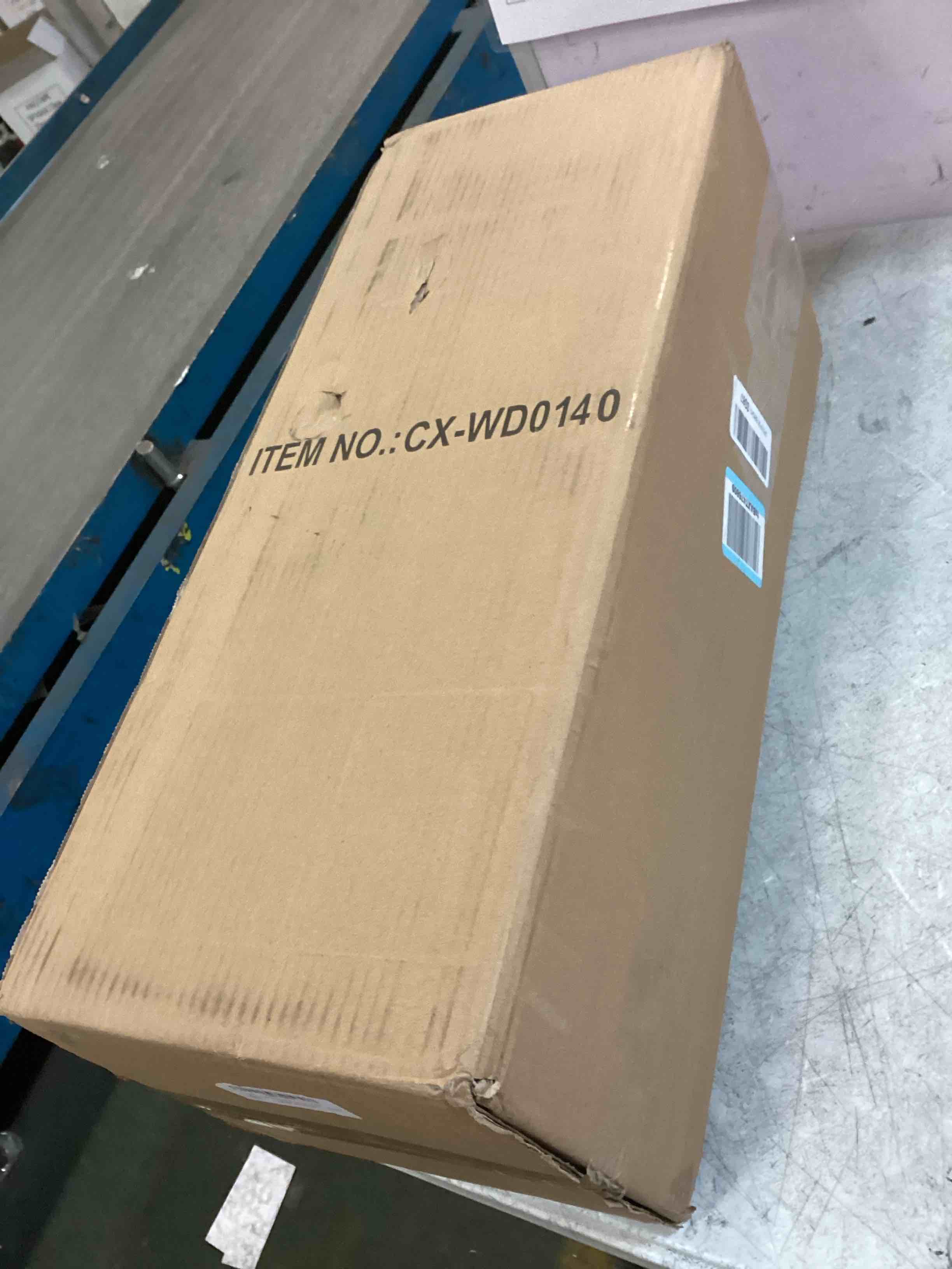 https://s3.amazonaws.com/lotting-images-prod/bidfta/PNK1472584_1733148059926.jpeg