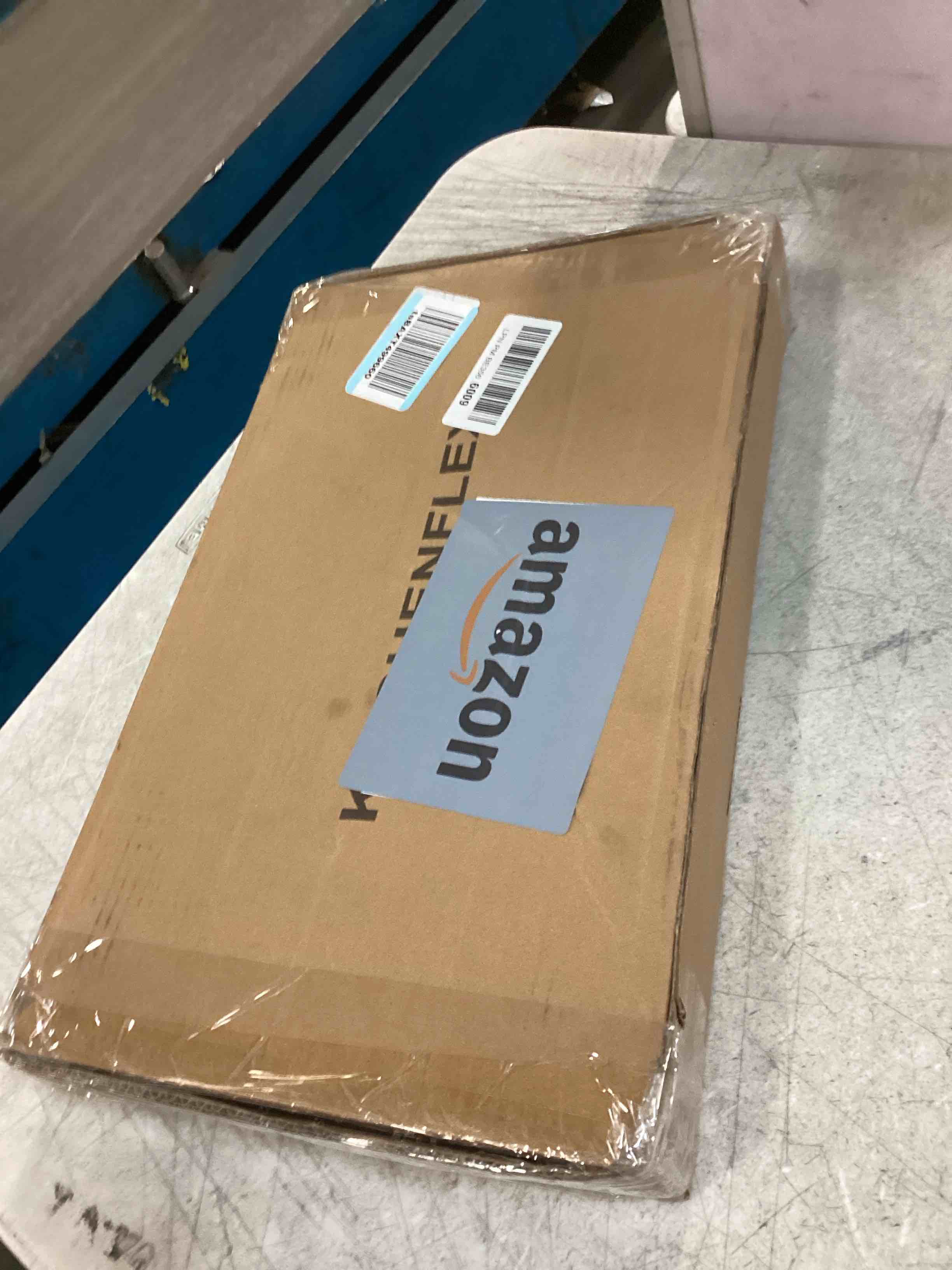 https://s3.amazonaws.com/lotting-images-prod/bidfta/PNK1472652_1733154857965.jpeg