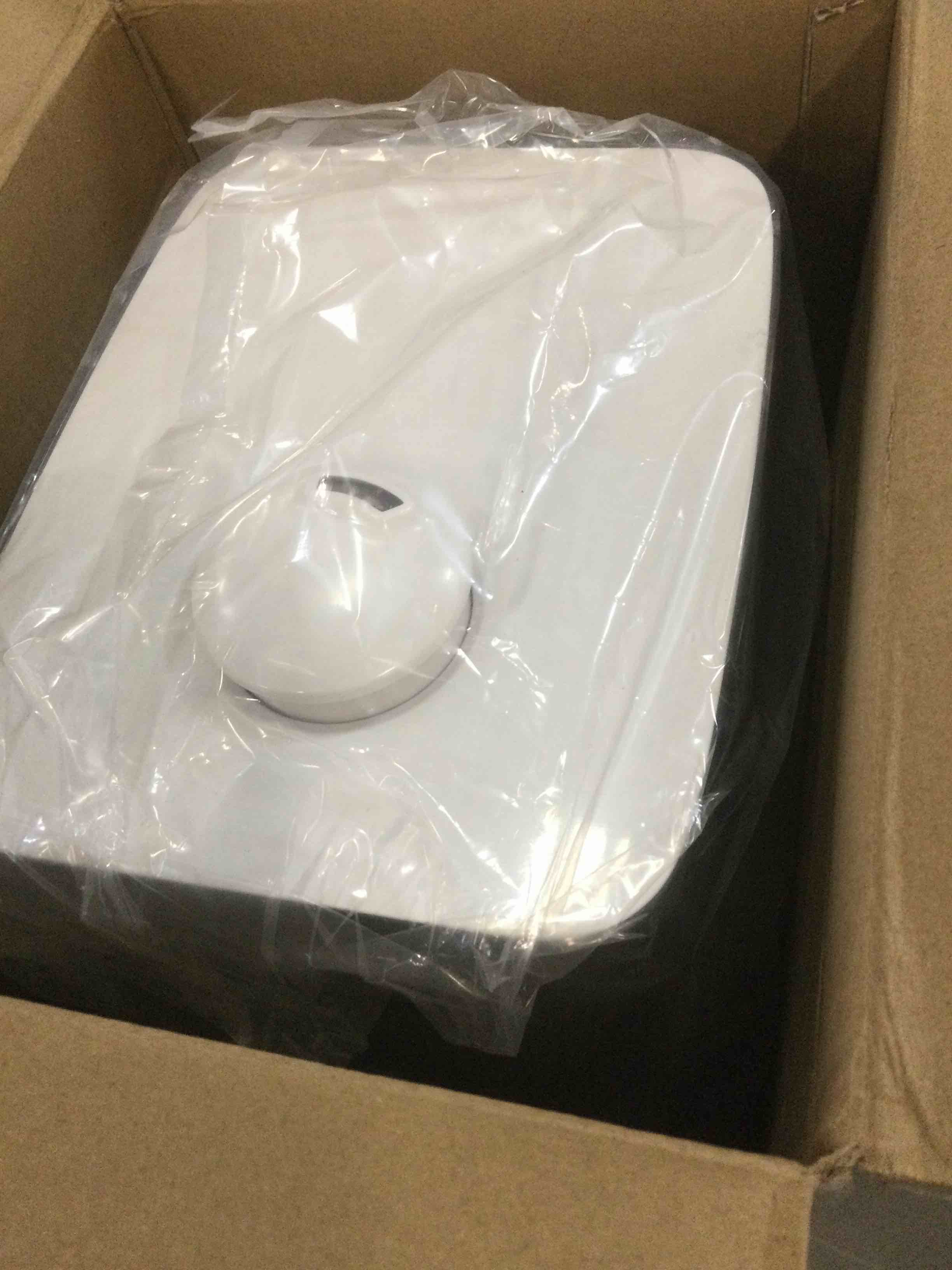 https://s3.amazonaws.com/lotting-images-prod/bidfta/PNK1473284_1733337587771.jpeg