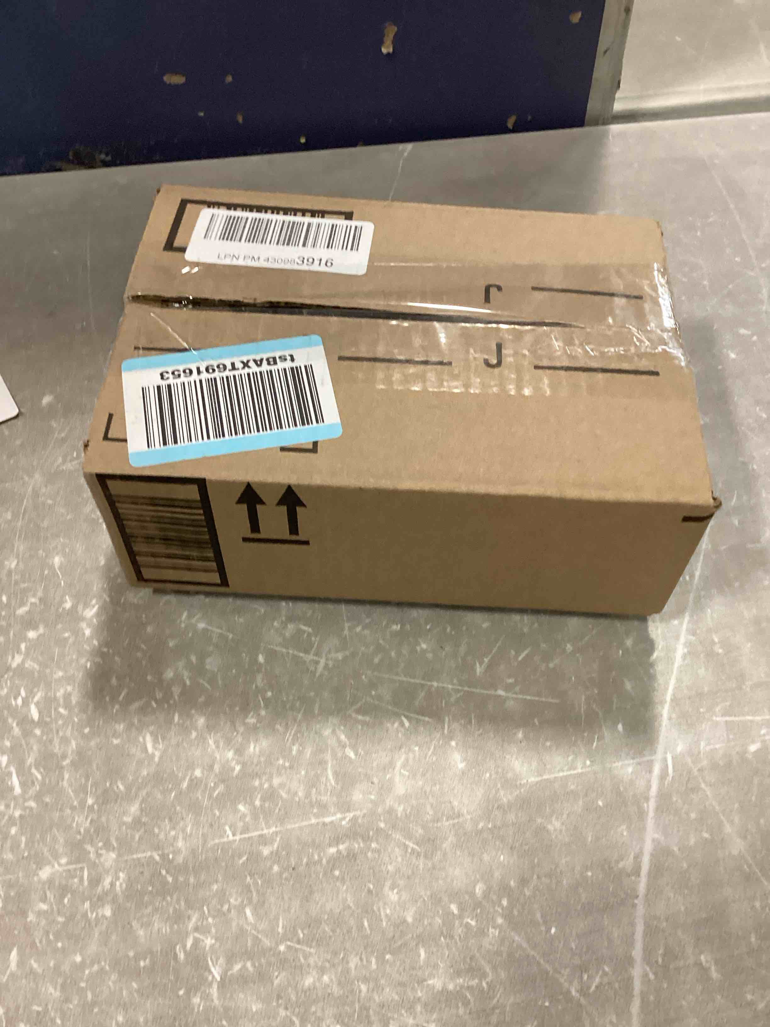 https://s3.amazonaws.com/lotting-images-prod/bidfta/PNK1473608_1733432744556.jpeg
