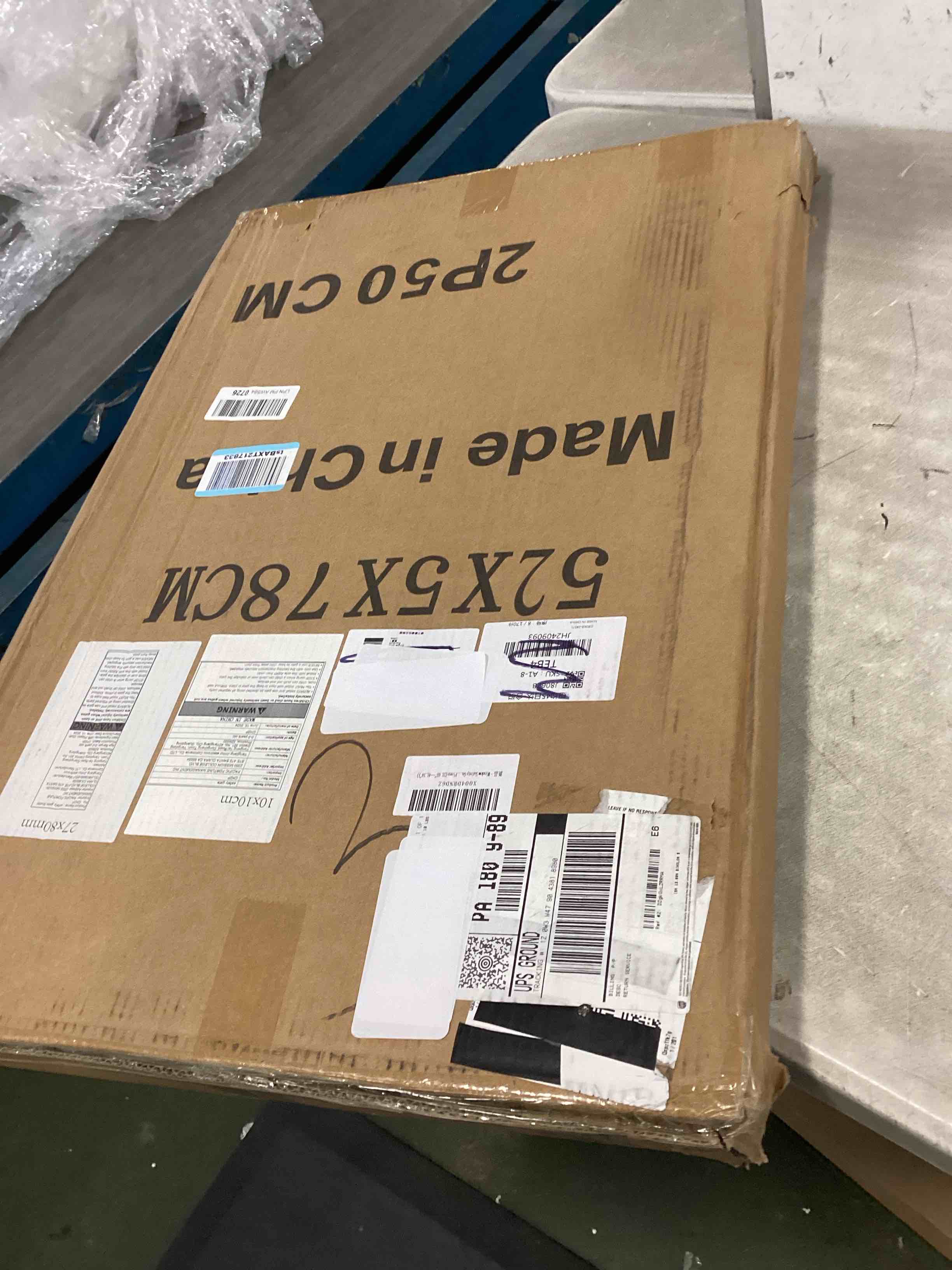 https://s3.amazonaws.com/lotting-images-prod/bidfta/PNK1473803_1733511979561.jpeg