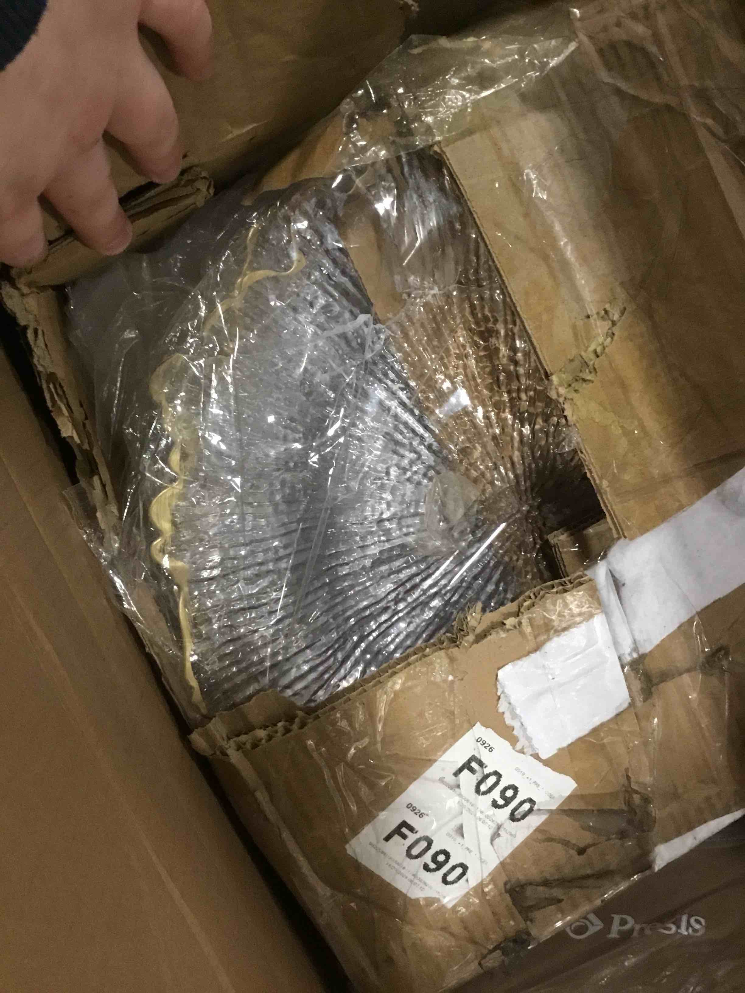 https://s3.amazonaws.com/lotting-images-prod/bidfta/PNK1474098_1735050084659.jpeg