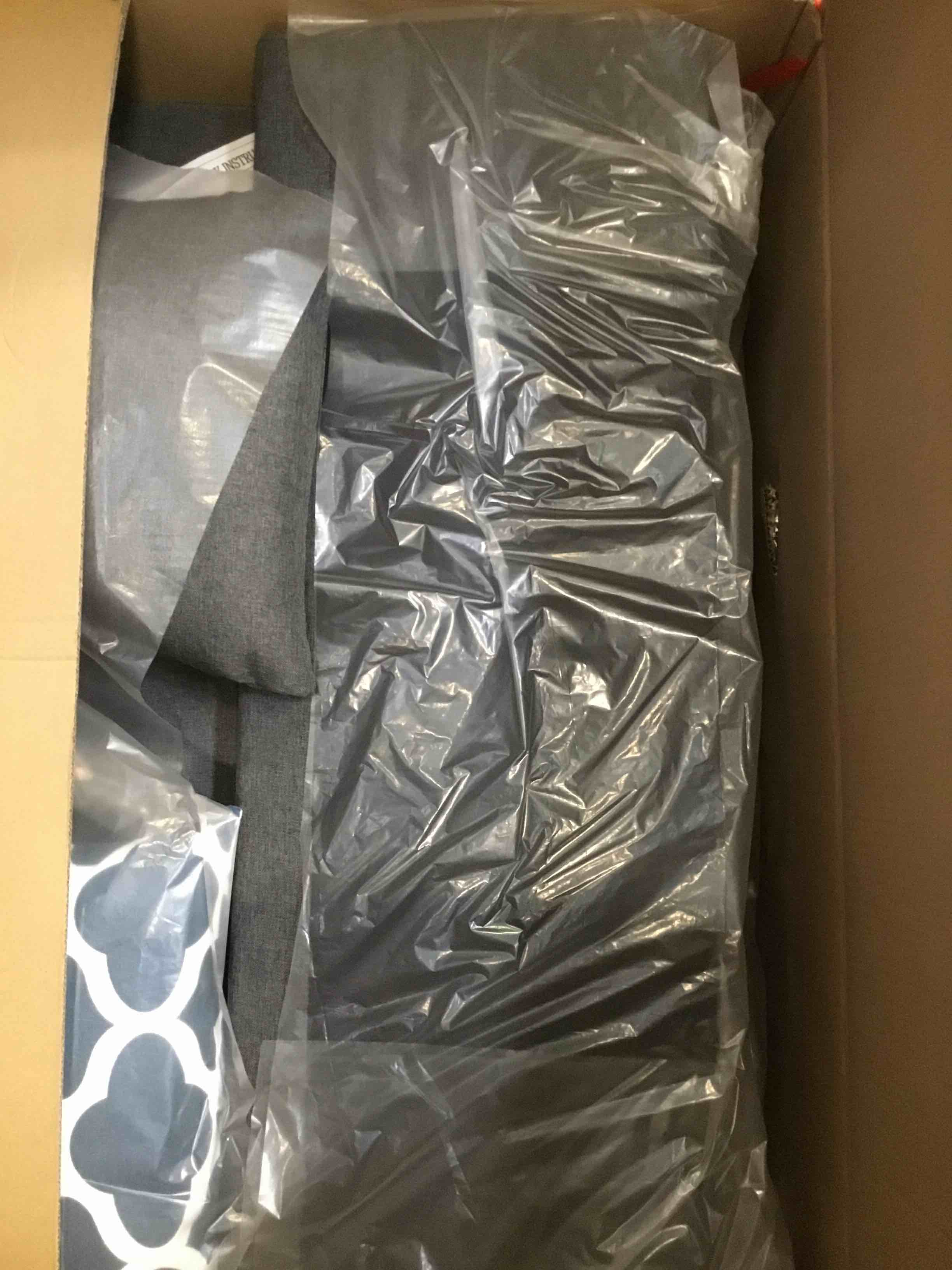 https://s3.amazonaws.com/lotting-images-prod/bidfta/PNK1474397_1735329017058.jpeg