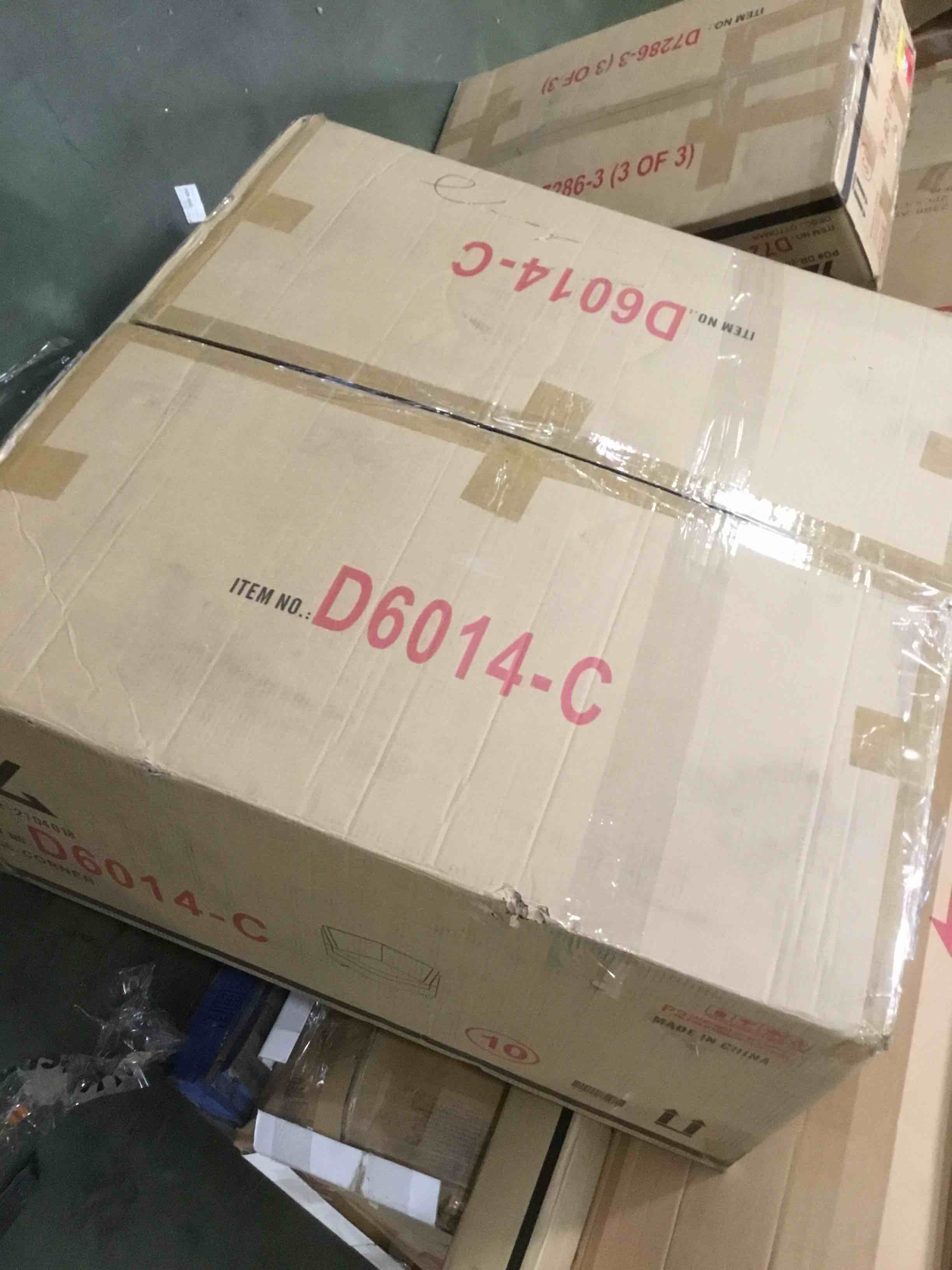 https://s3.amazonaws.com/lotting-images-prod/bidfta/PNK1474397_1735329045648.jpeg