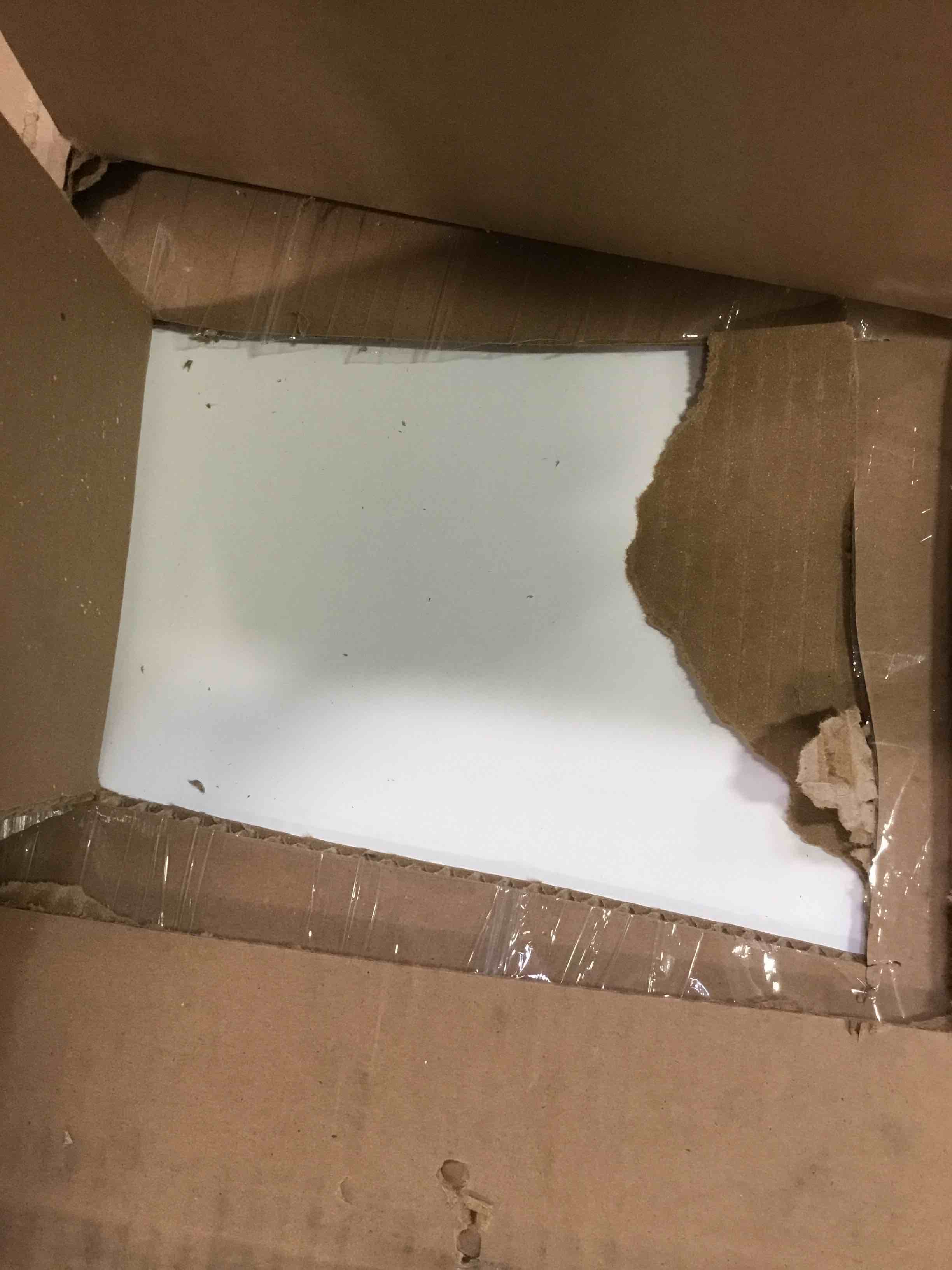 https://s3.amazonaws.com/lotting-images-prod/bidfta/PNK1474470_1735582978666.jpeg