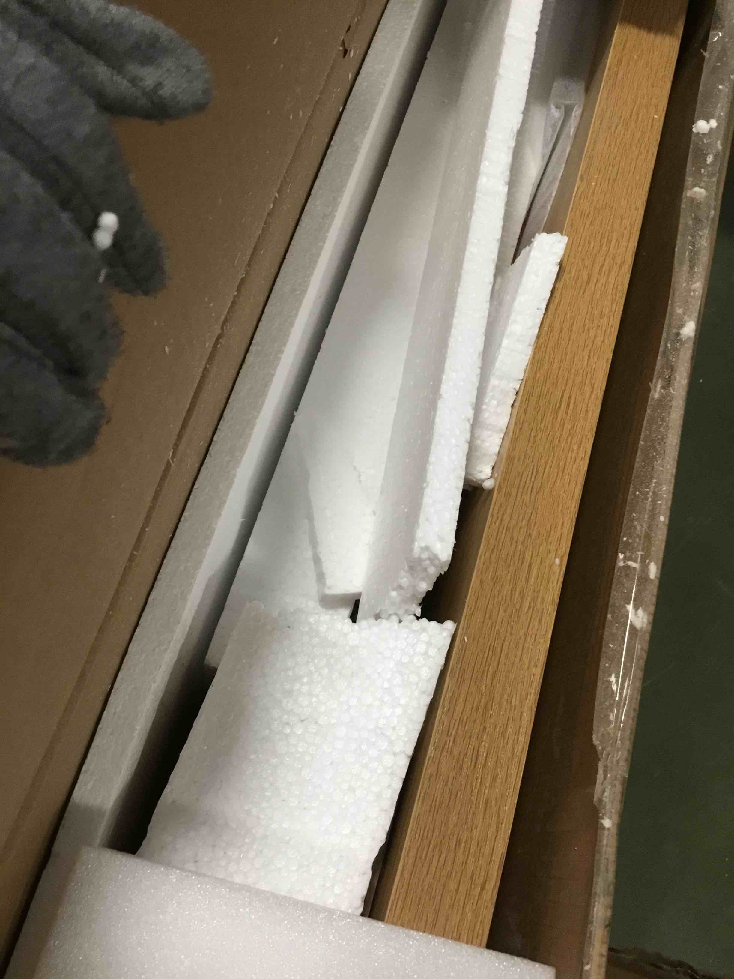 https://s3.amazonaws.com/lotting-images-prod/bidfta/PNK1474884_1736272019923.jpeg