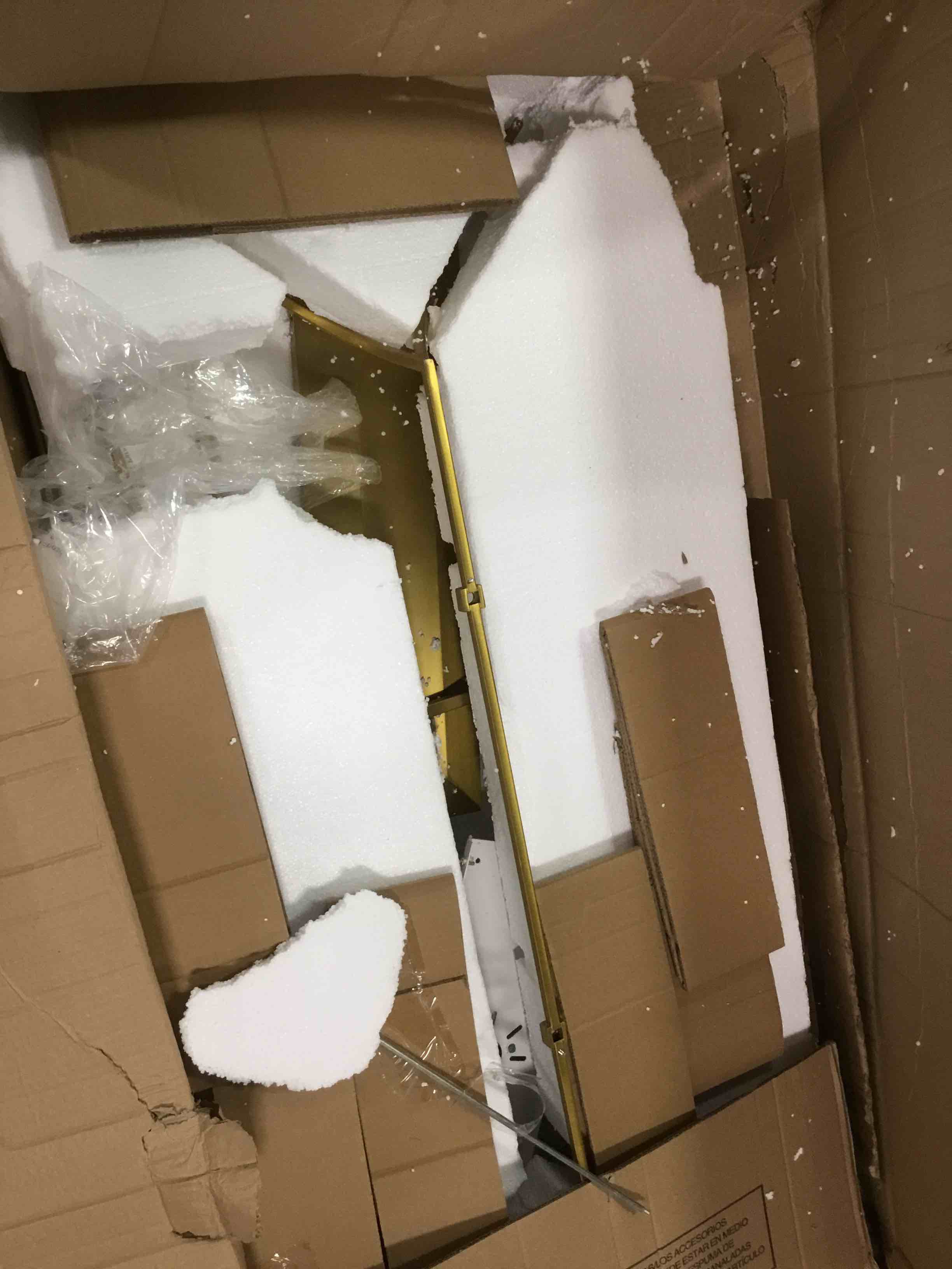 https://s3.amazonaws.com/lotting-images-prod/bidfta/PNK1474898_1736274721045.jpeg