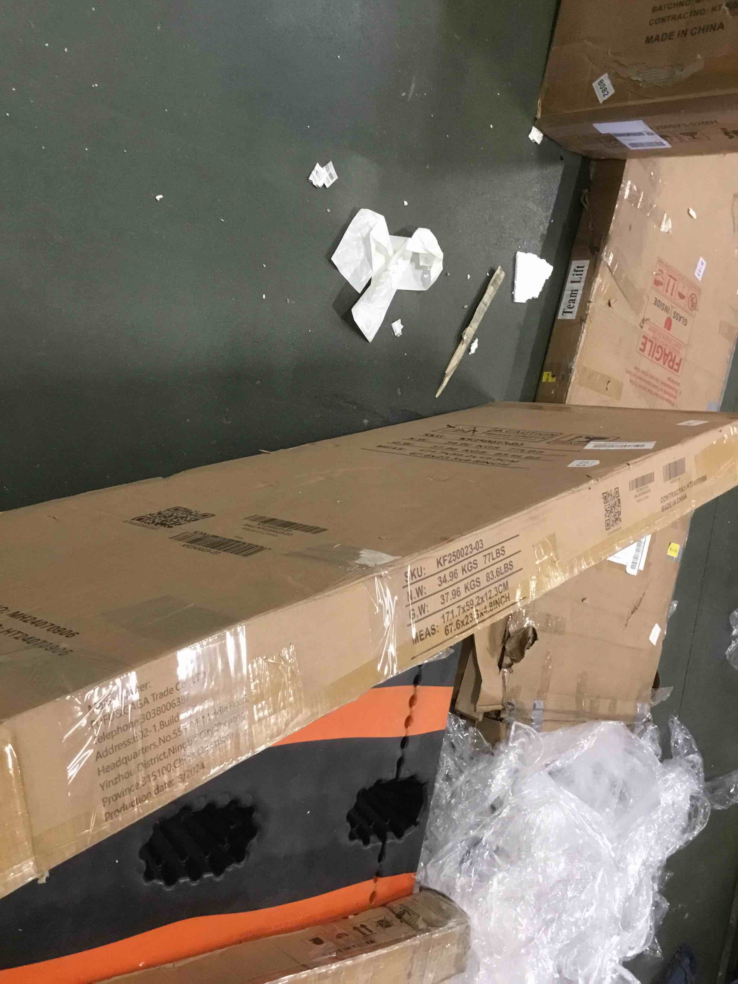 https://s3.amazonaws.com/lotting-images-prod/bidfta/PNK1474969_1736352235223.jpeg