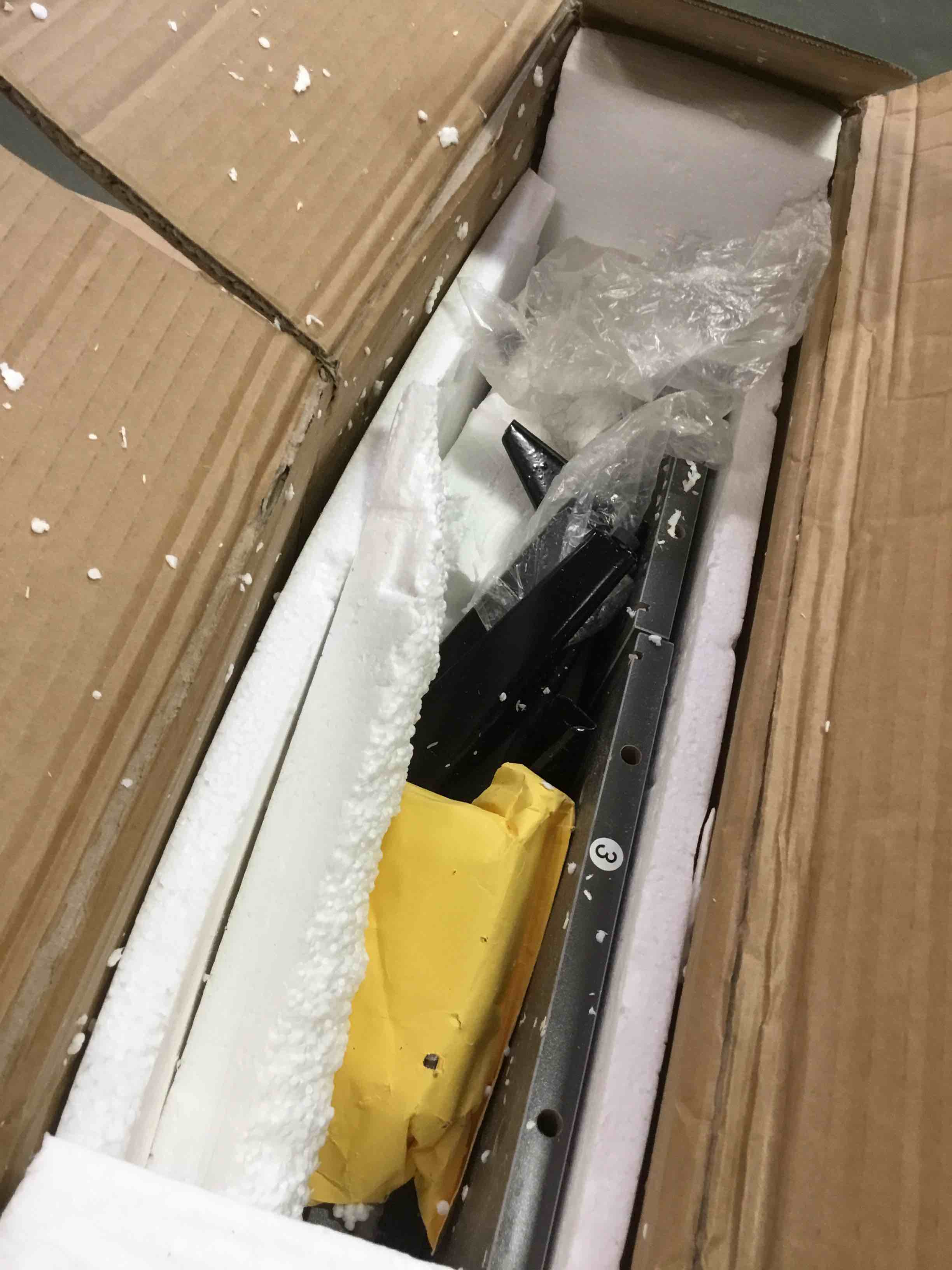 https://s3.amazonaws.com/lotting-images-prod/bidfta/PNK1475410_1736957095664.jpeg