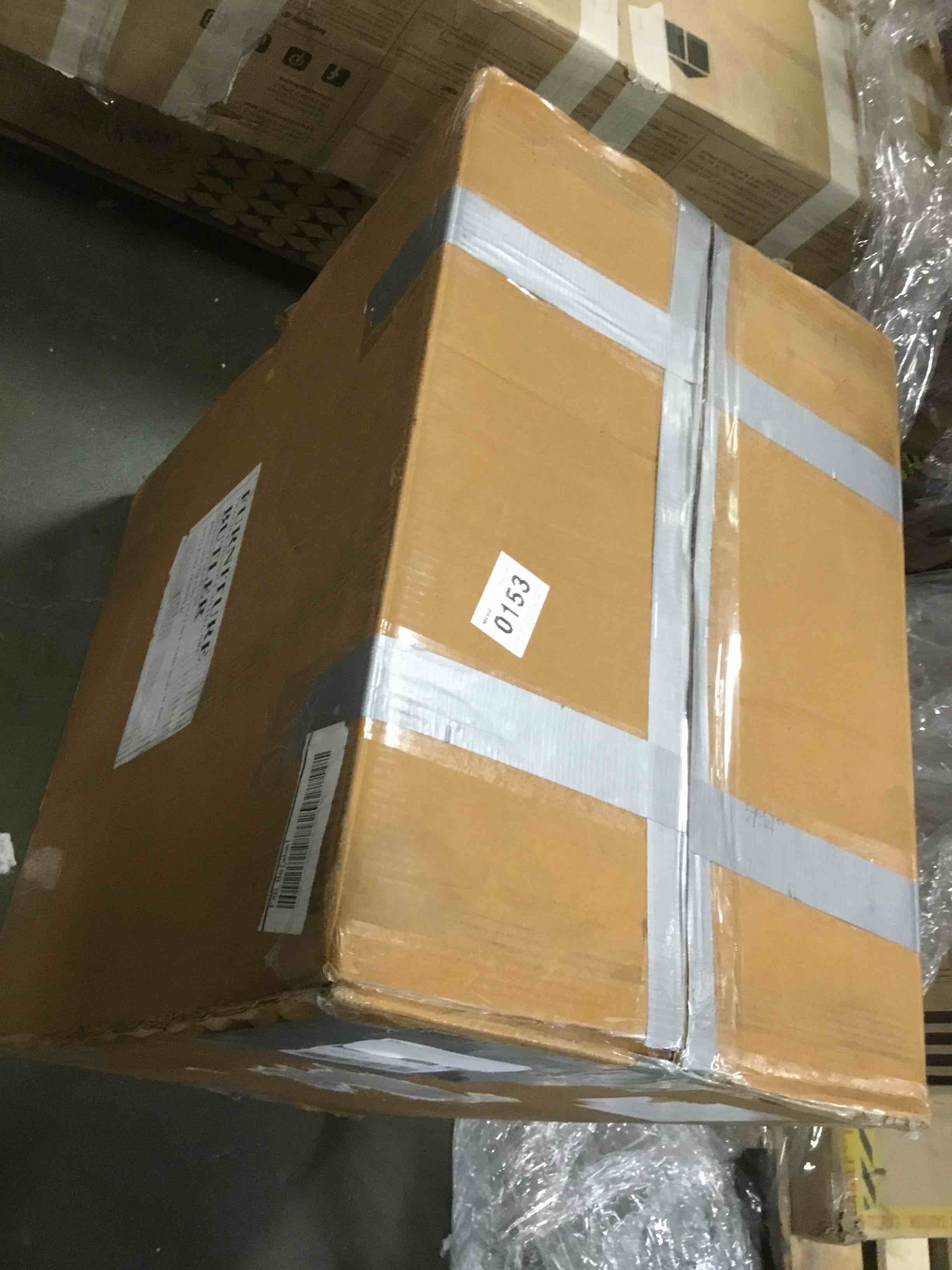 https://s3.amazonaws.com/lotting-images-prod/bidfta/PNK1475810_1737474266270.jpeg