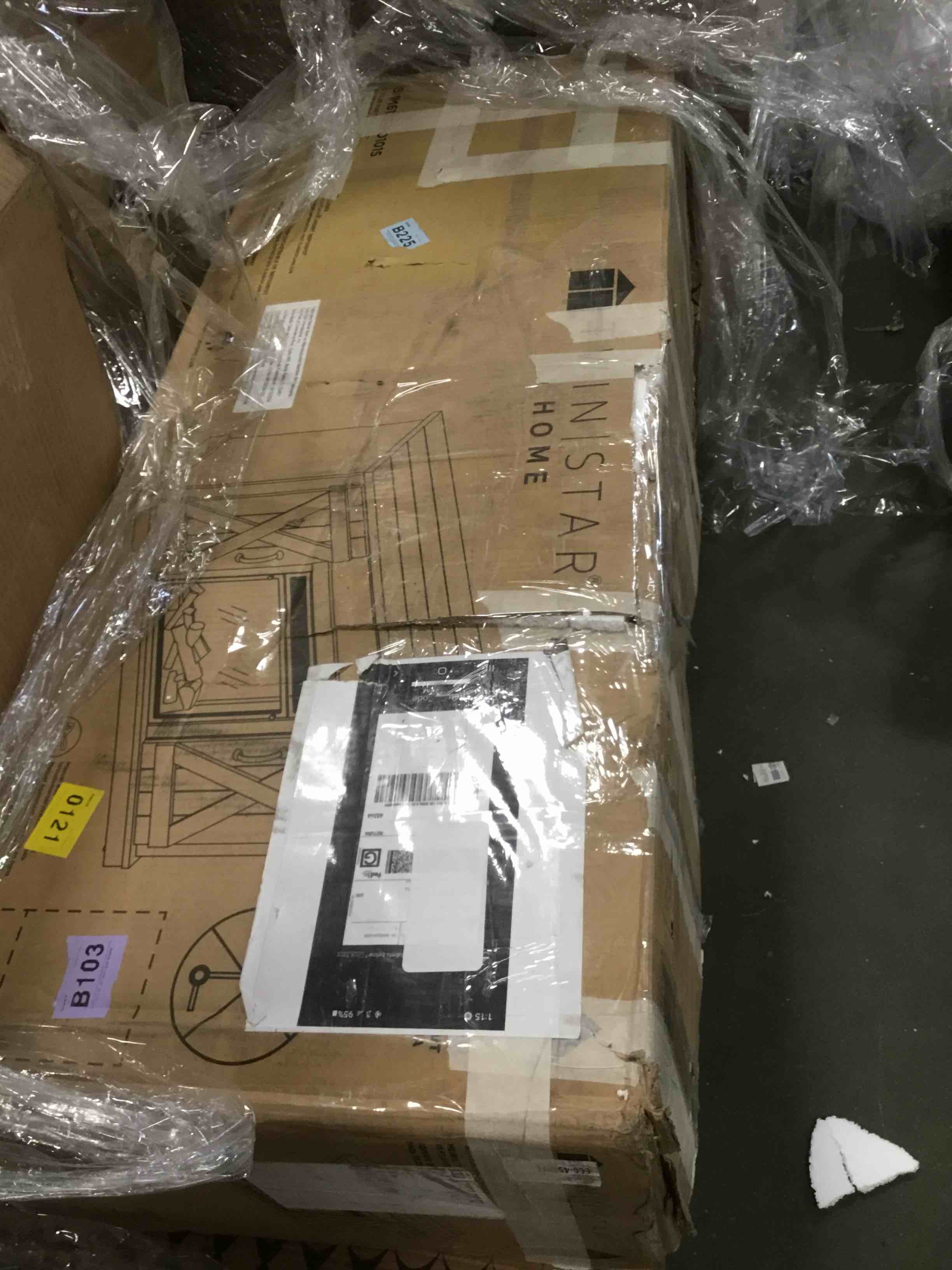 https://s3.amazonaws.com/lotting-images-prod/bidfta/PNK1475813_1737474922522.jpeg