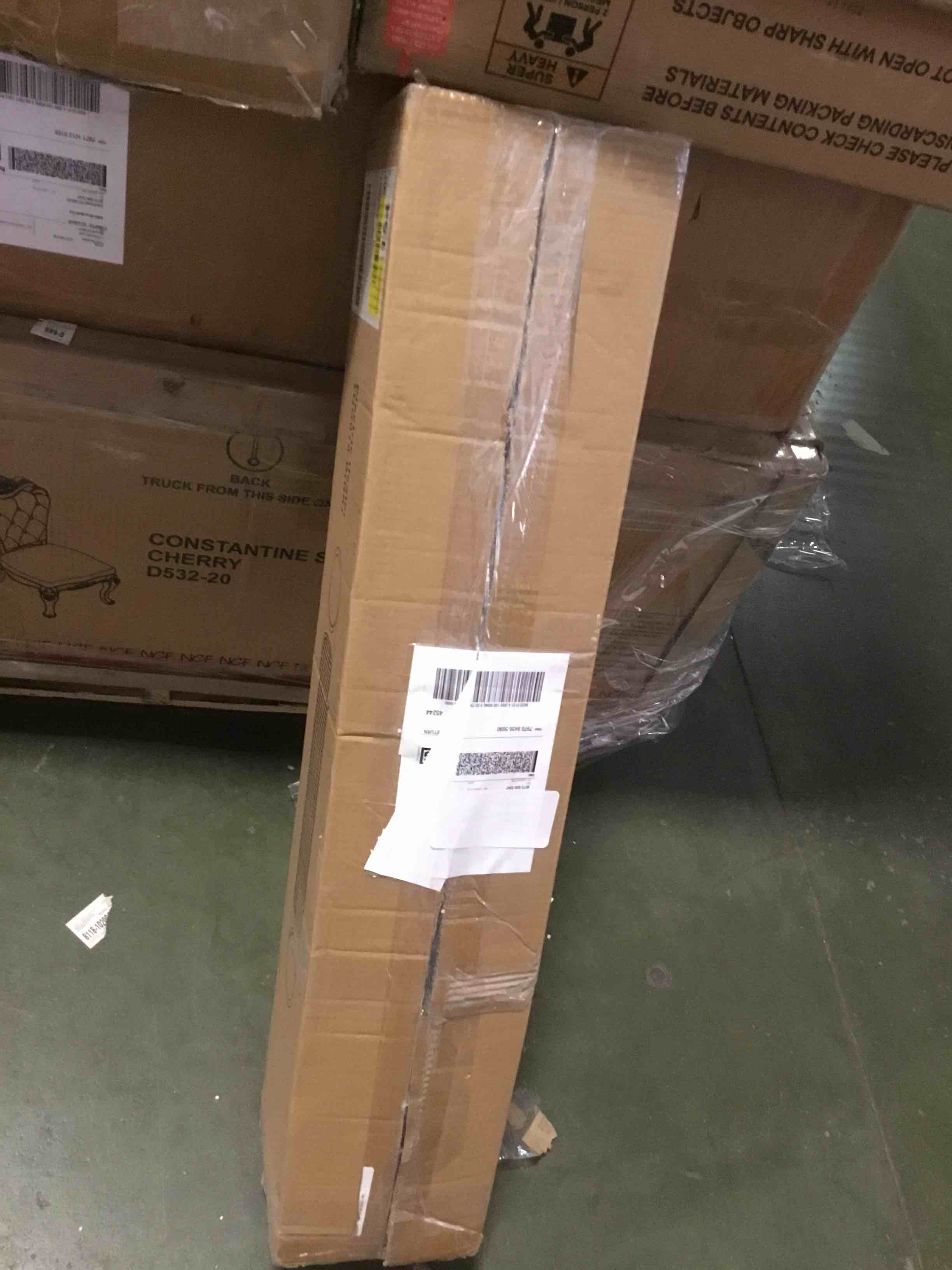 https://s3.amazonaws.com/lotting-images-prod/bidfta/PNK1475937_1737571498633.jpeg