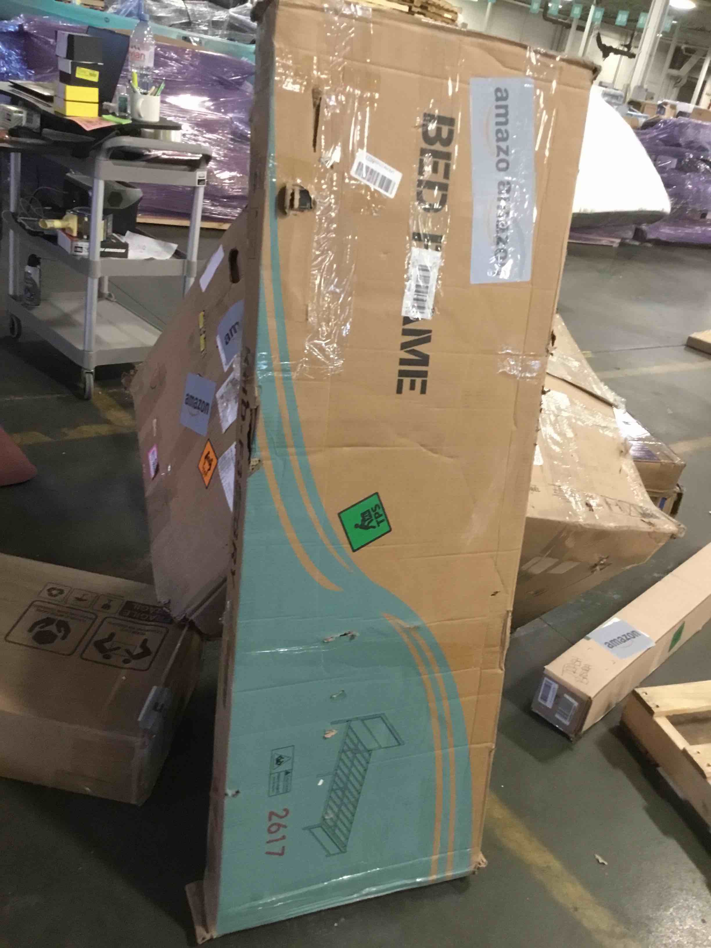 https://s3.amazonaws.com/lotting-images-prod/bidfta/PNK1476283_1738071899253.jpeg