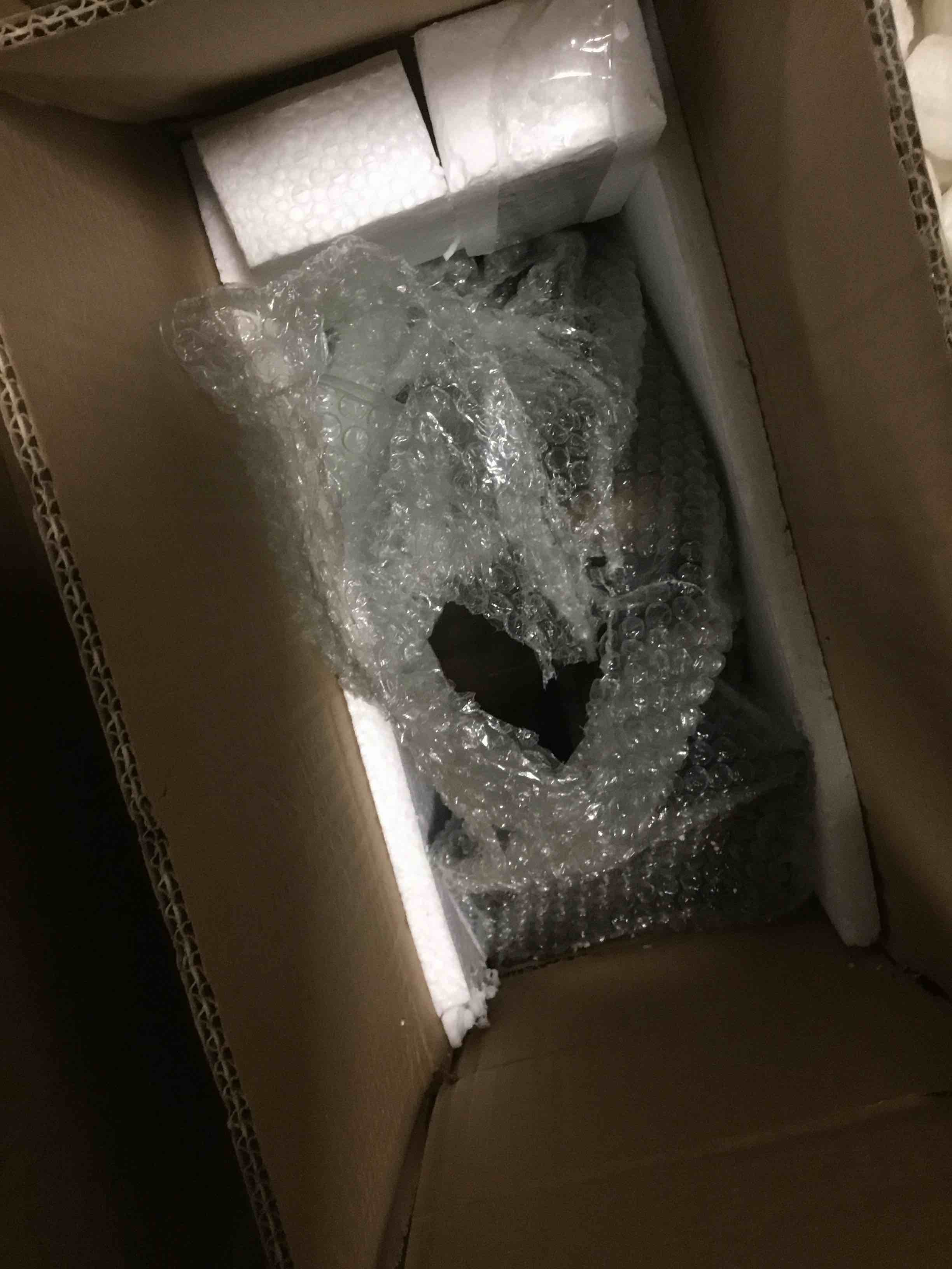 https://s3.amazonaws.com/lotting-images-prod/bidfta/PNK1476585_1738329771567.jpeg