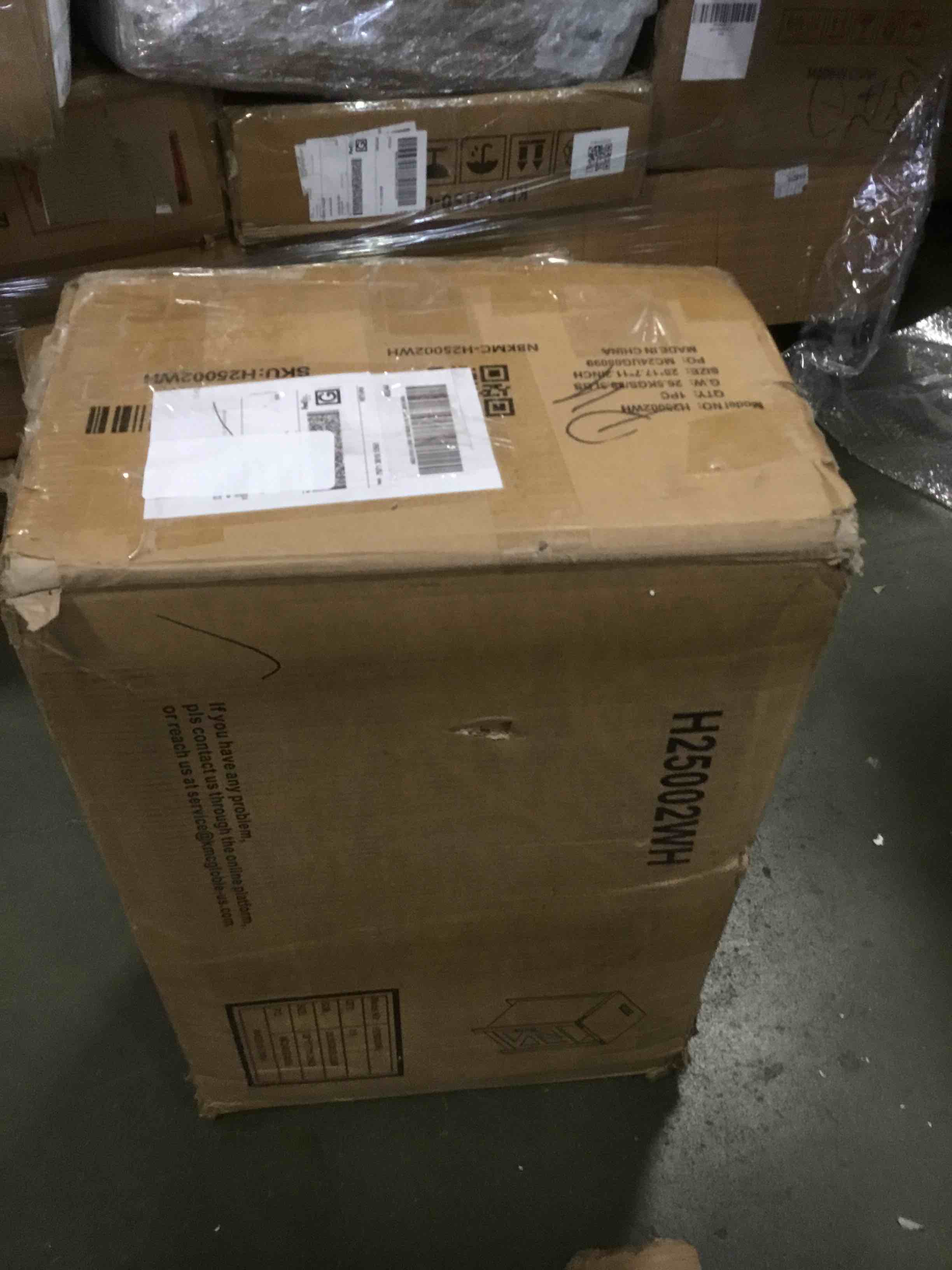 https://s3.amazonaws.com/lotting-images-prod/bidfta/PNK1476963_1738774433024.jpeg