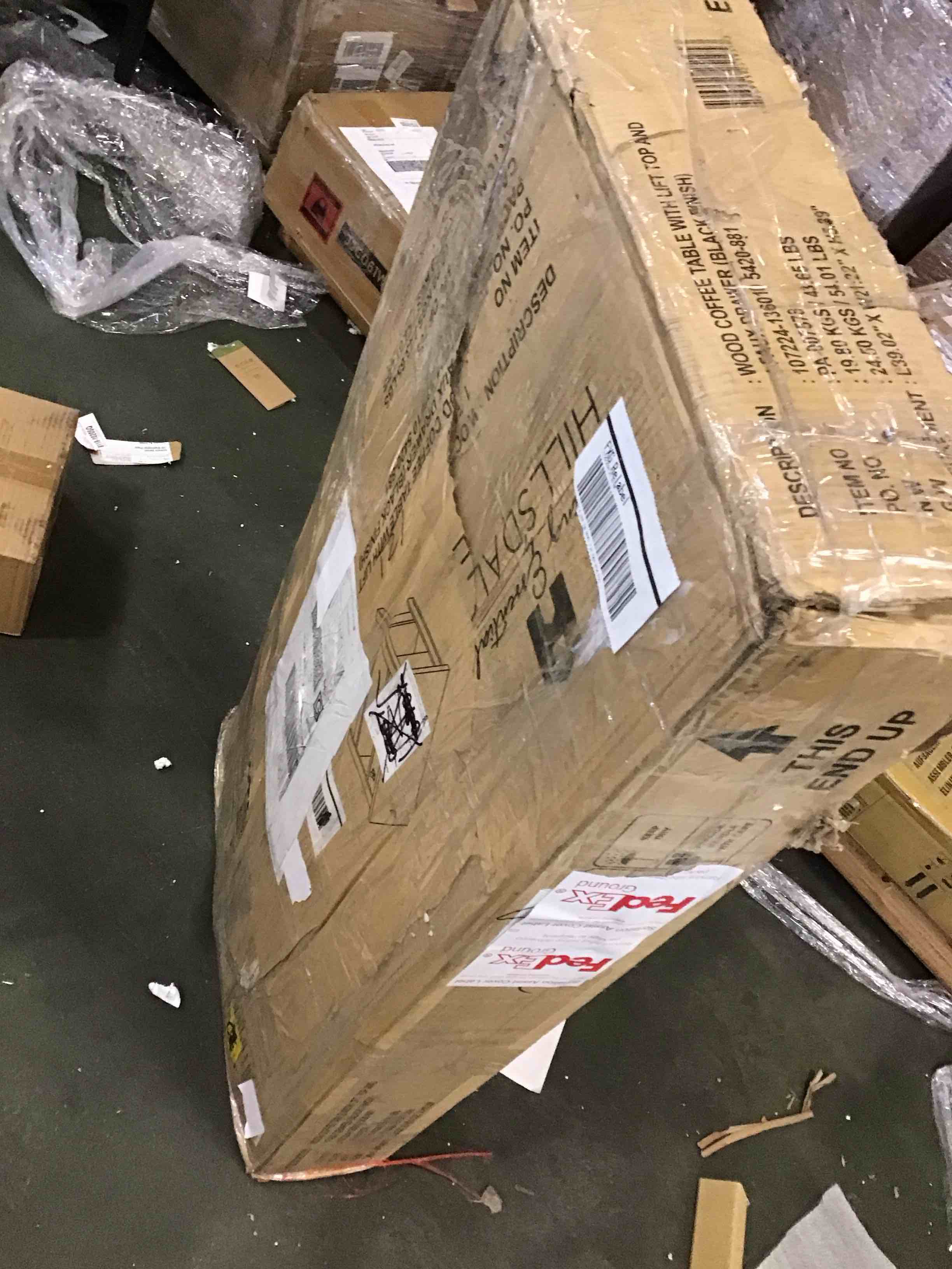 https://s3.amazonaws.com/lotting-images-prod/bidfta/PNK1477149_1733258596880.jpeg