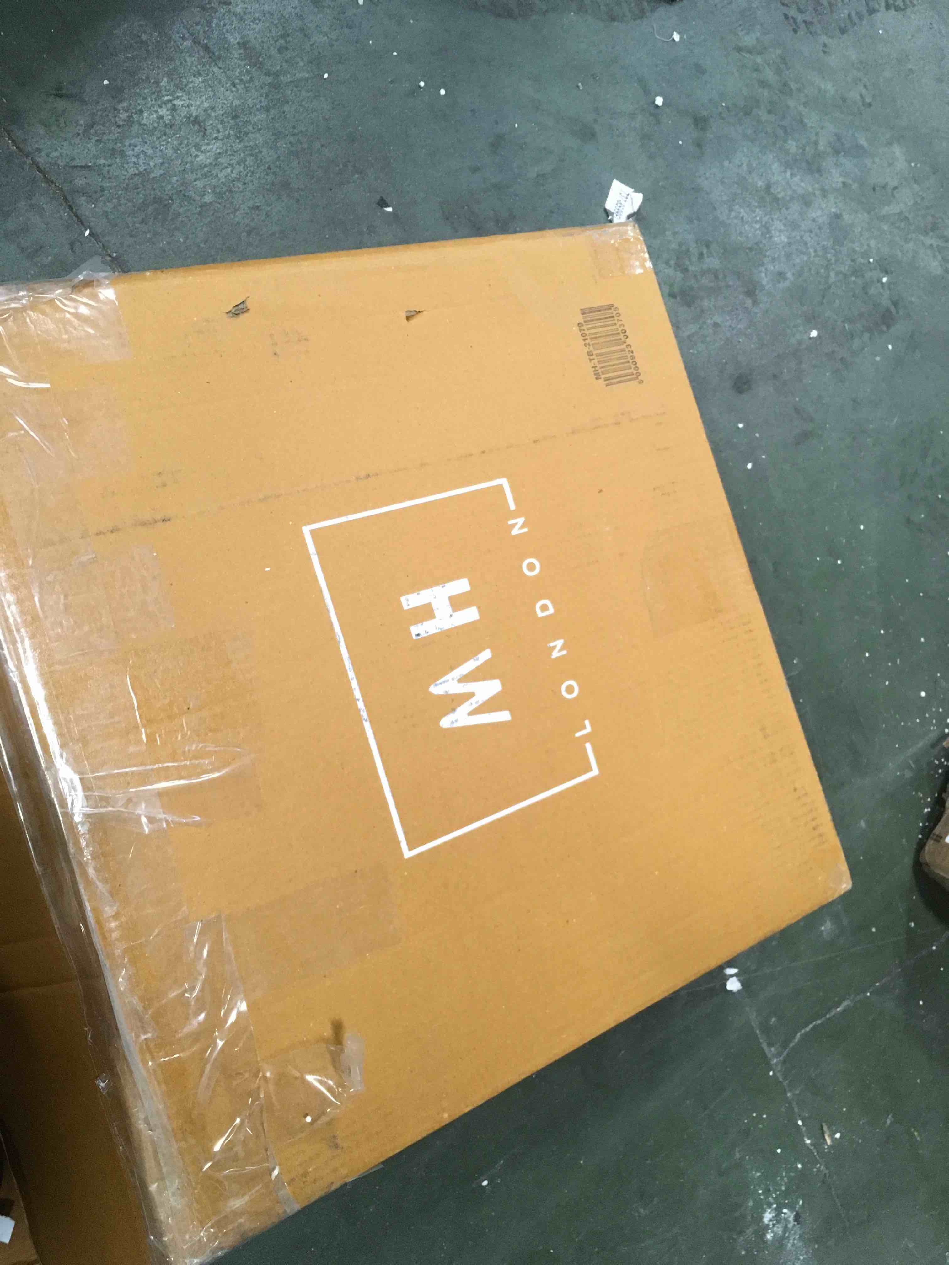 https://s3.amazonaws.com/lotting-images-prod/bidfta/PNK1477531_1733753122731.jpeg
