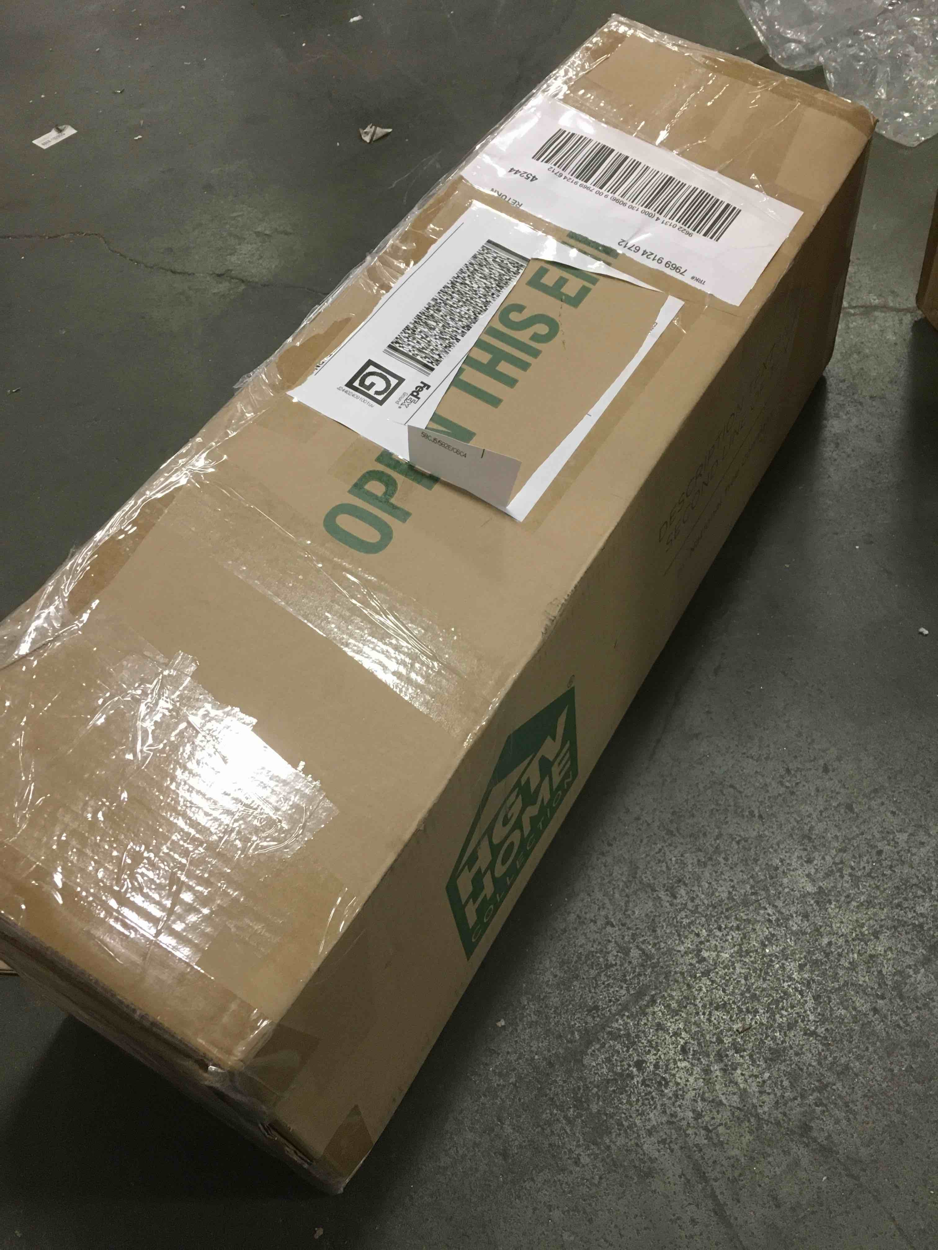 https://s3.amazonaws.com/lotting-images-prod/bidfta/PNK1477553_1733758413587.jpeg