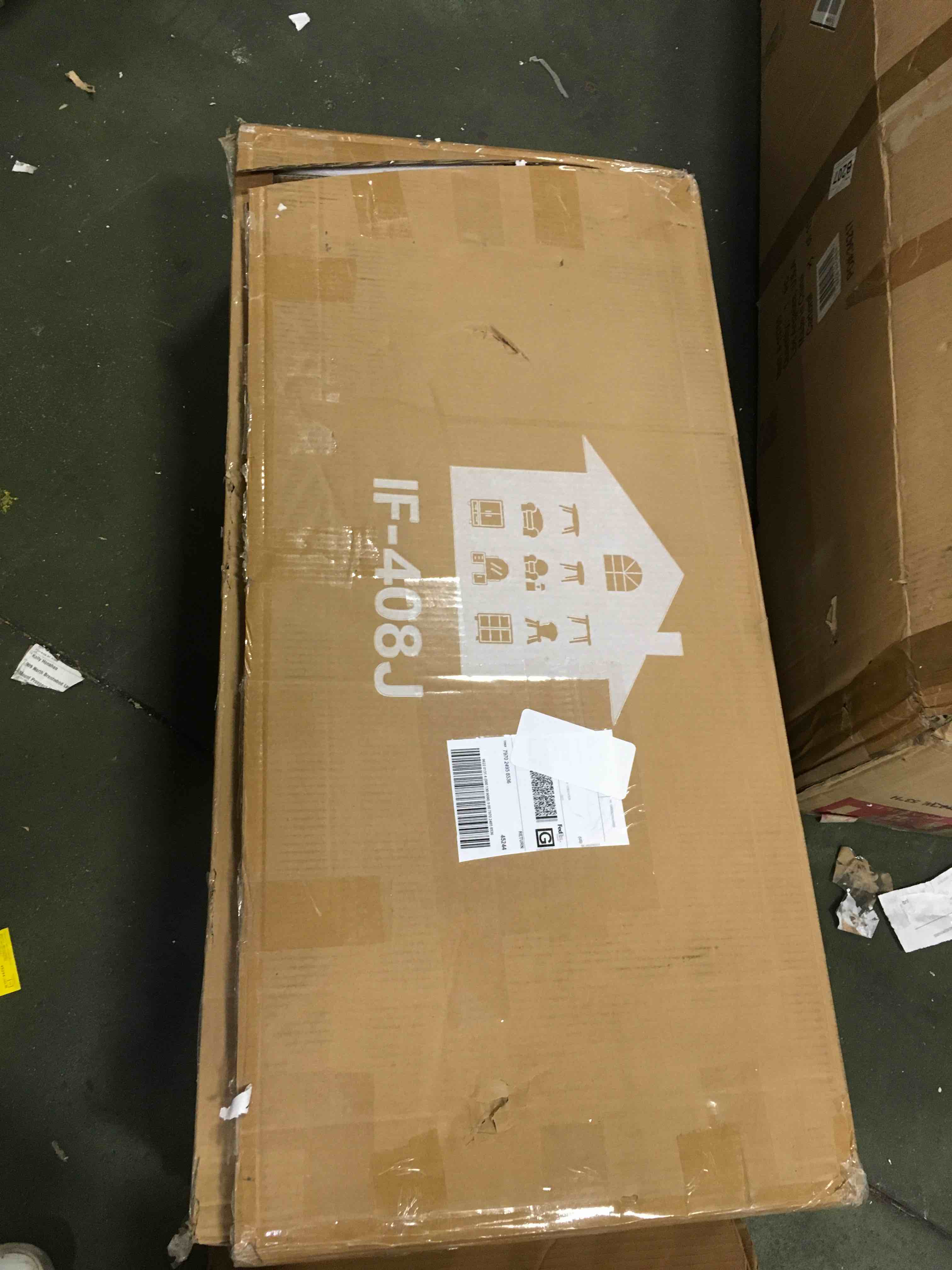 https://s3.amazonaws.com/lotting-images-prod/bidfta/PNK1477787_1733932592238.jpeg