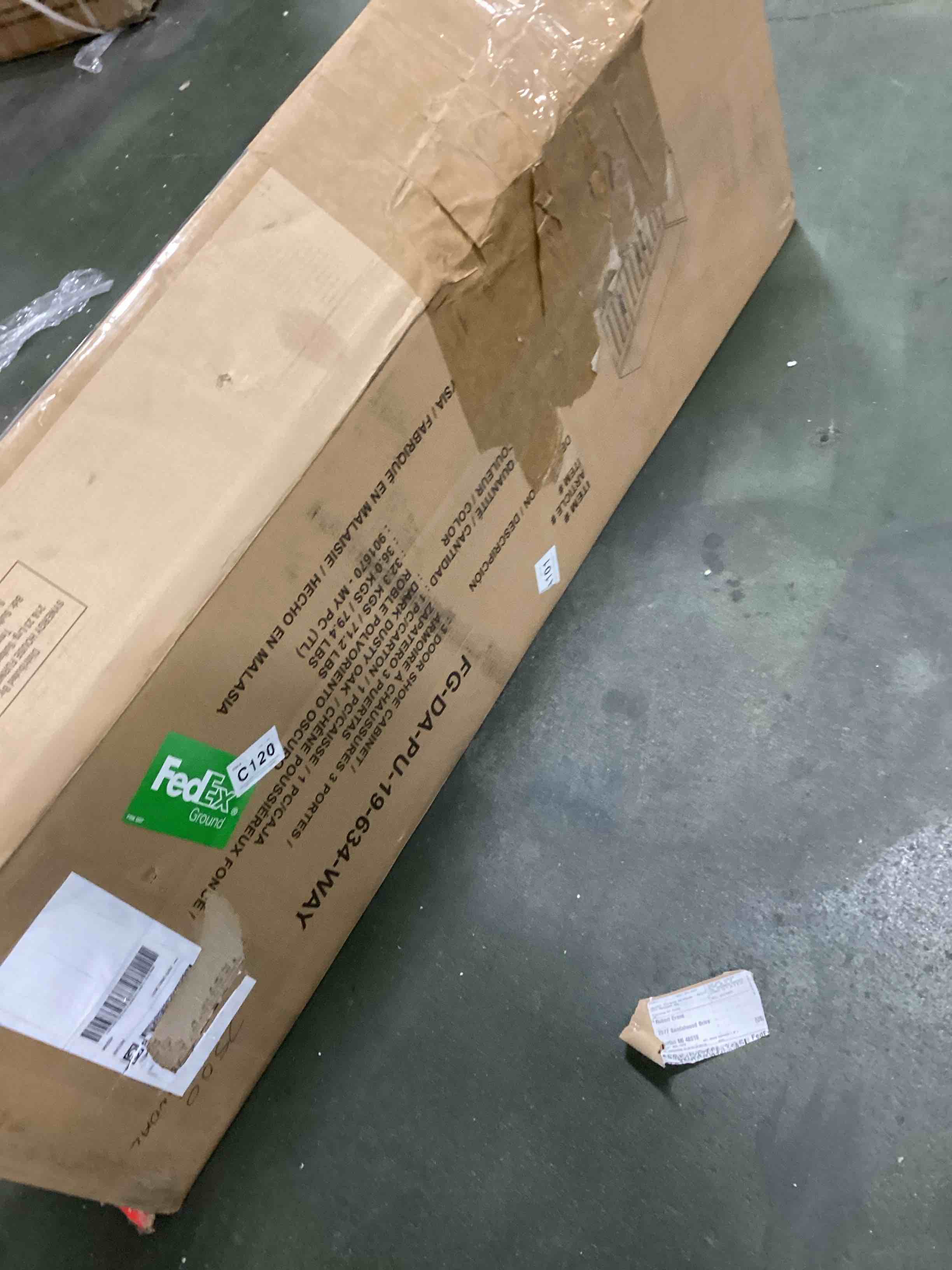 https://s3.amazonaws.com/lotting-images-prod/bidfta/PNK1478724_1734725248594.jpeg