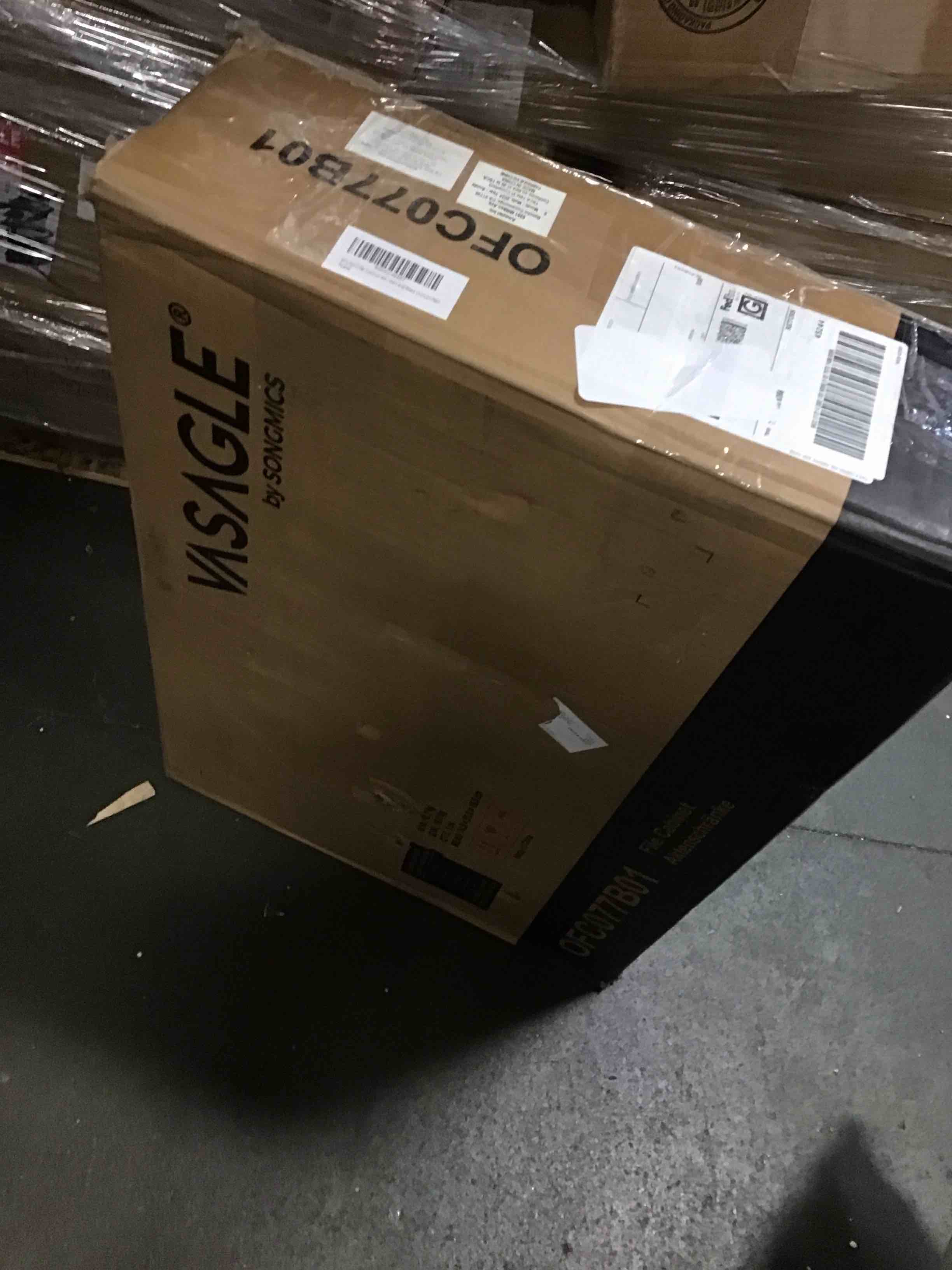 https://s3.amazonaws.com/lotting-images-prod/bidfta/PNK1479351_1735852207587.jpeg