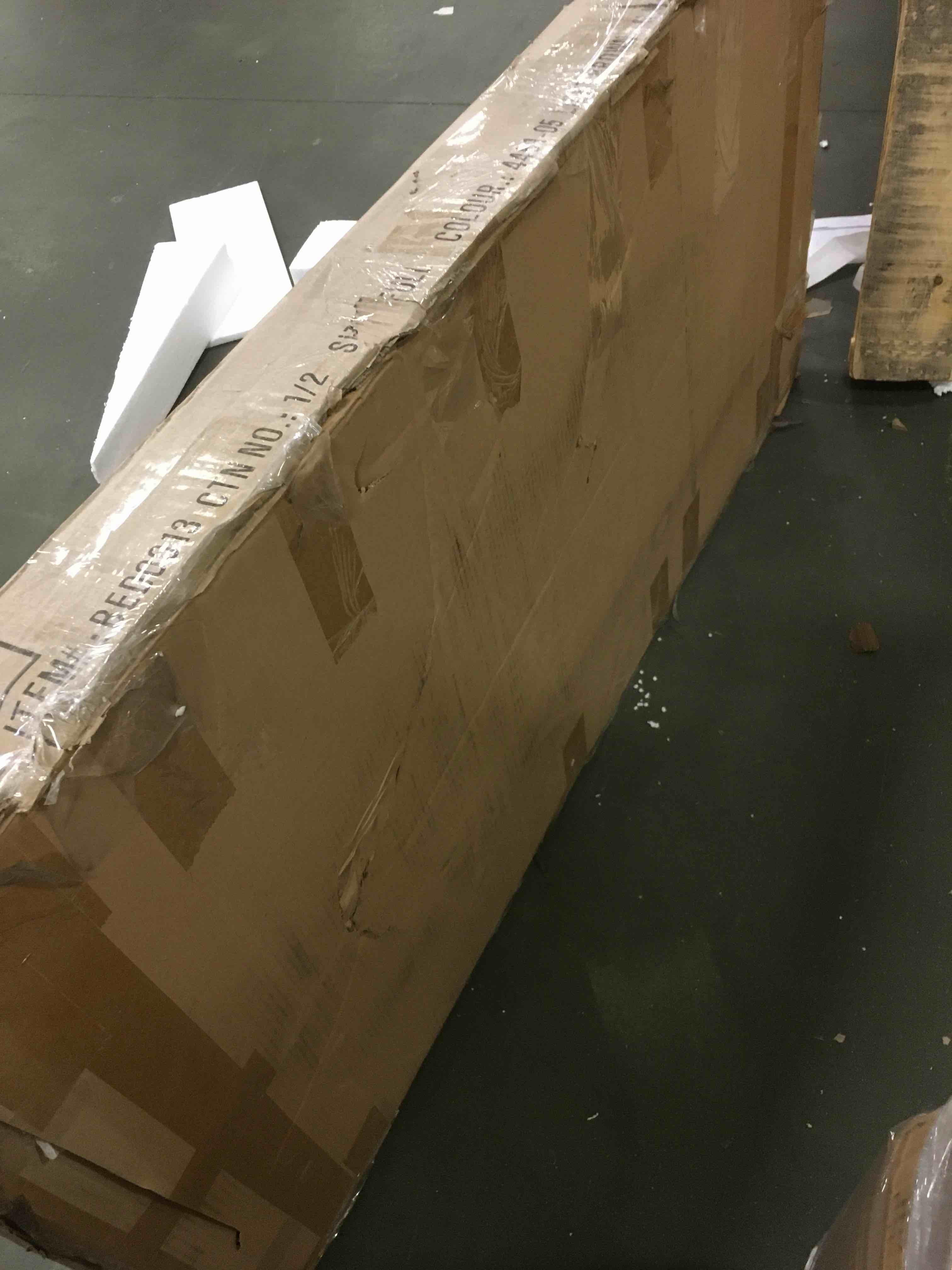 https://s3.amazonaws.com/lotting-images-prod/bidfta/PNK1479413_1735922794720.jpeg