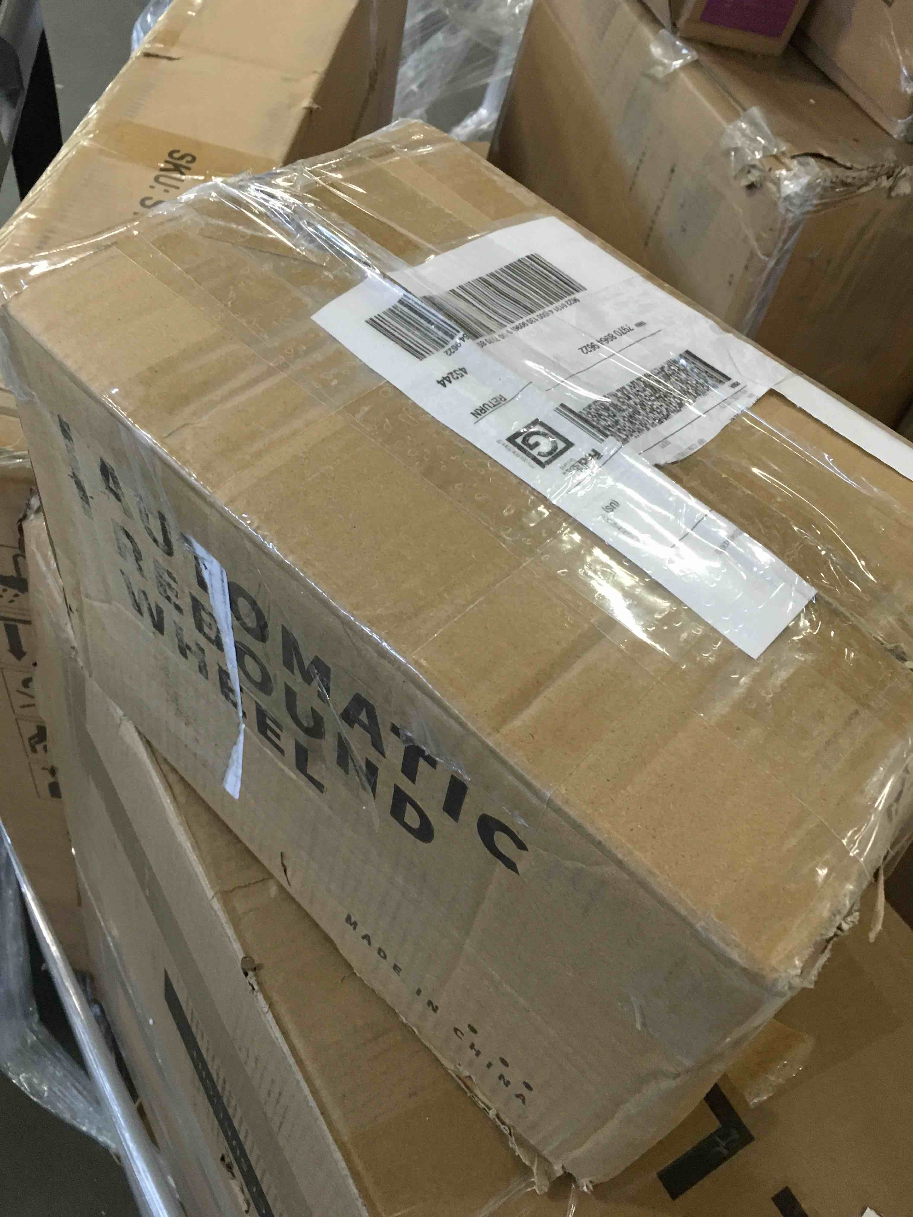 https://s3.amazonaws.com/lotting-images-prod/bidfta/PNK1479708_1736432035471.jpeg