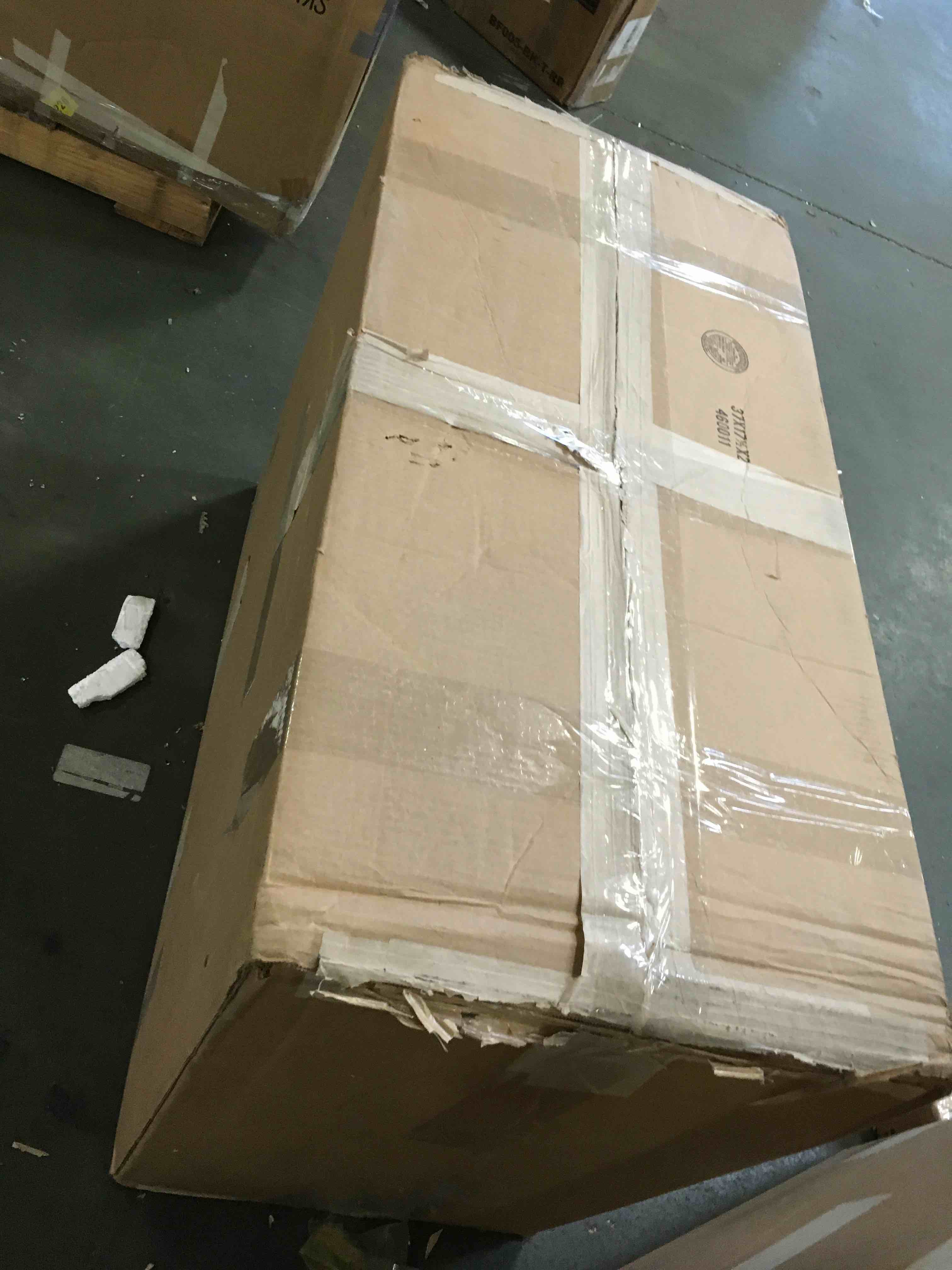 https://s3.amazonaws.com/lotting-images-prod/bidfta/PNK1479718_1736436390428.jpeg