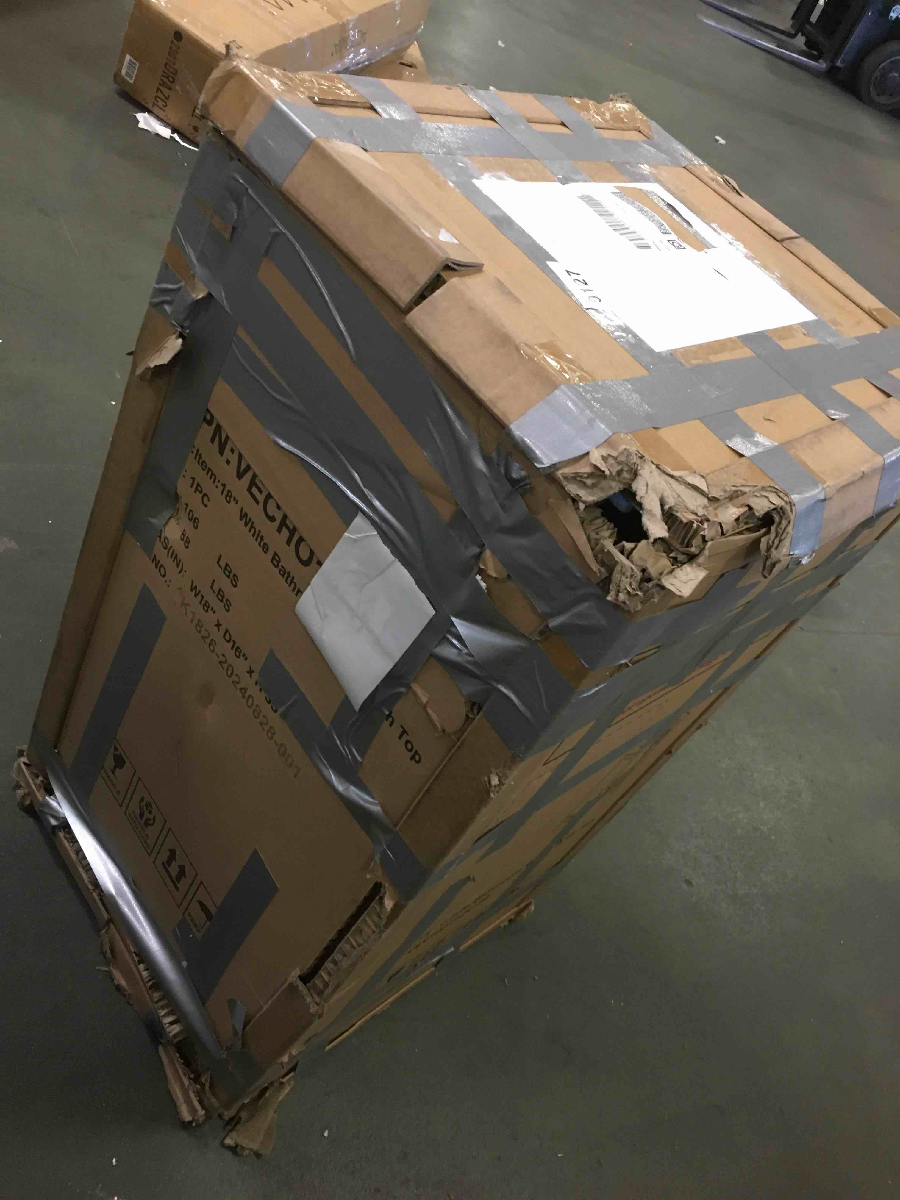 https://s3.amazonaws.com/lotting-images-prod/bidfta/PNK1479999_1736786585418.jpeg