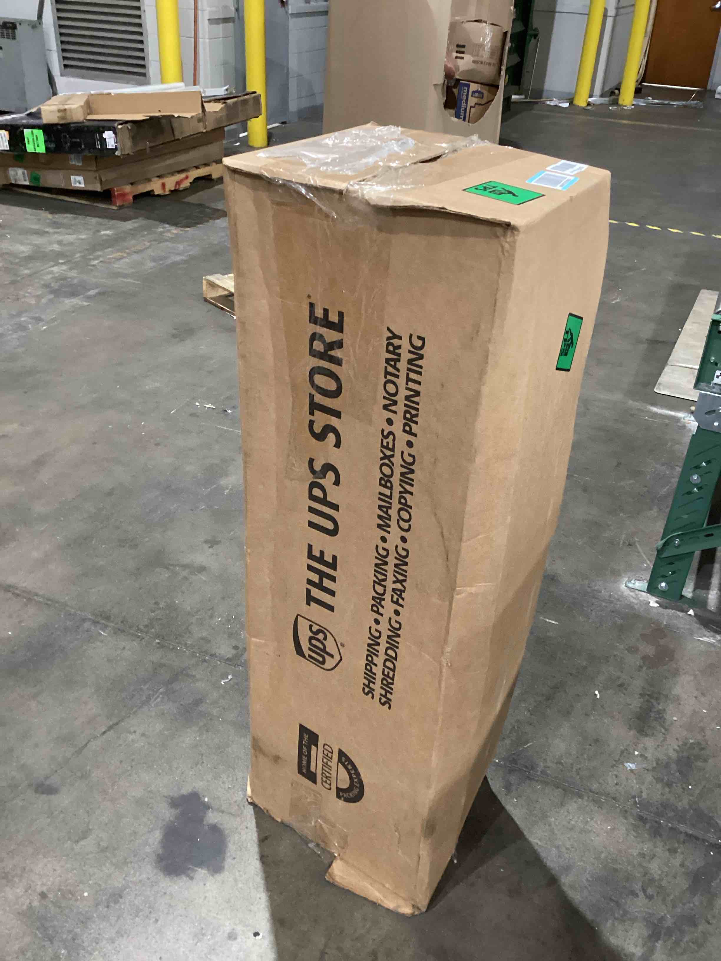 https://s3.amazonaws.com/lotting-images-prod/bidfta/PNK1495114_1760959084971.jpeg