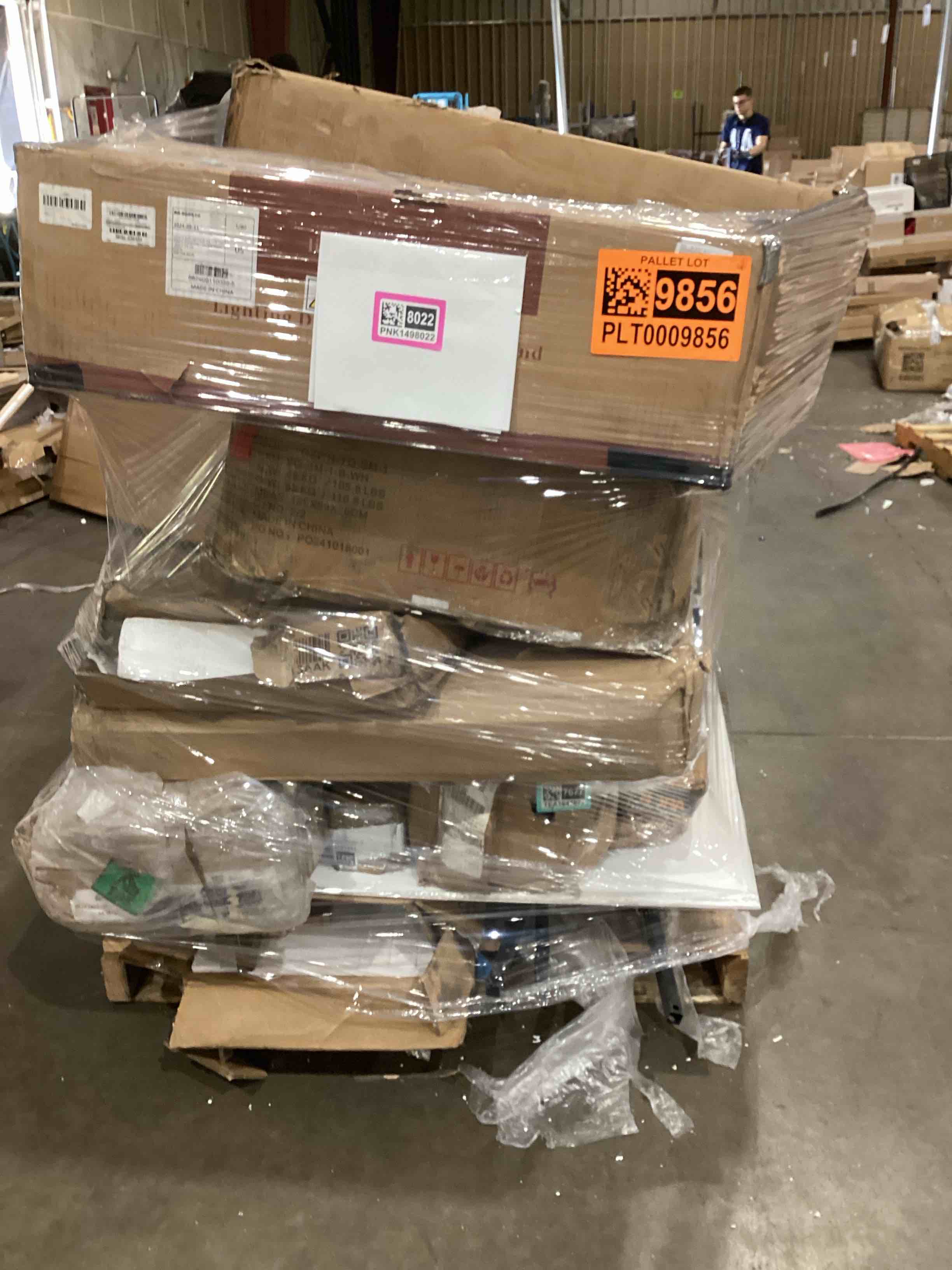 https://s3.amazonaws.com/lotting-images-prod/bidfta/PNK1498021_1757604023320.jpeg