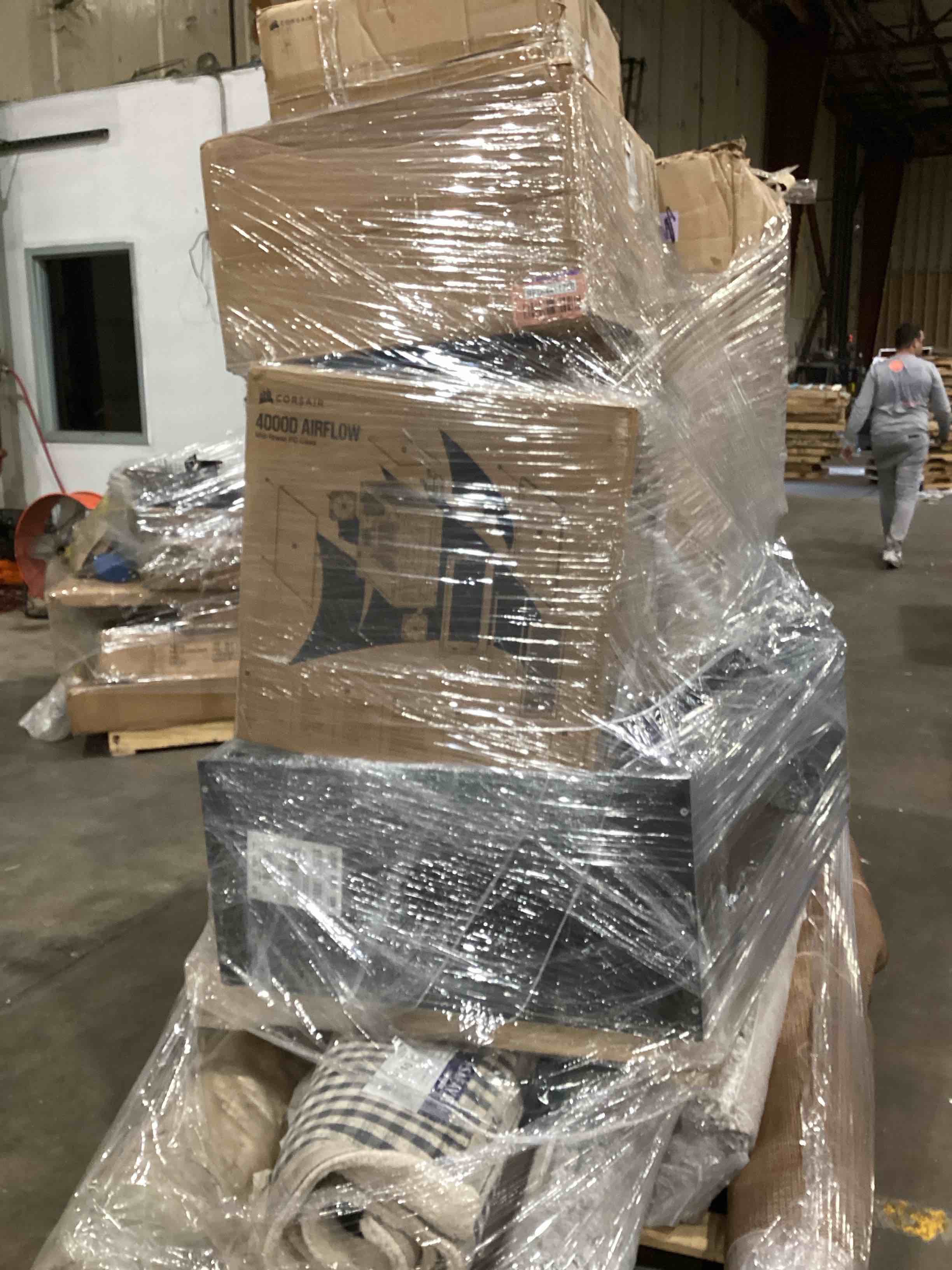 1 SKID PALLET MULTIPLE ITEMS AS IS OR GOOD CONDITION 