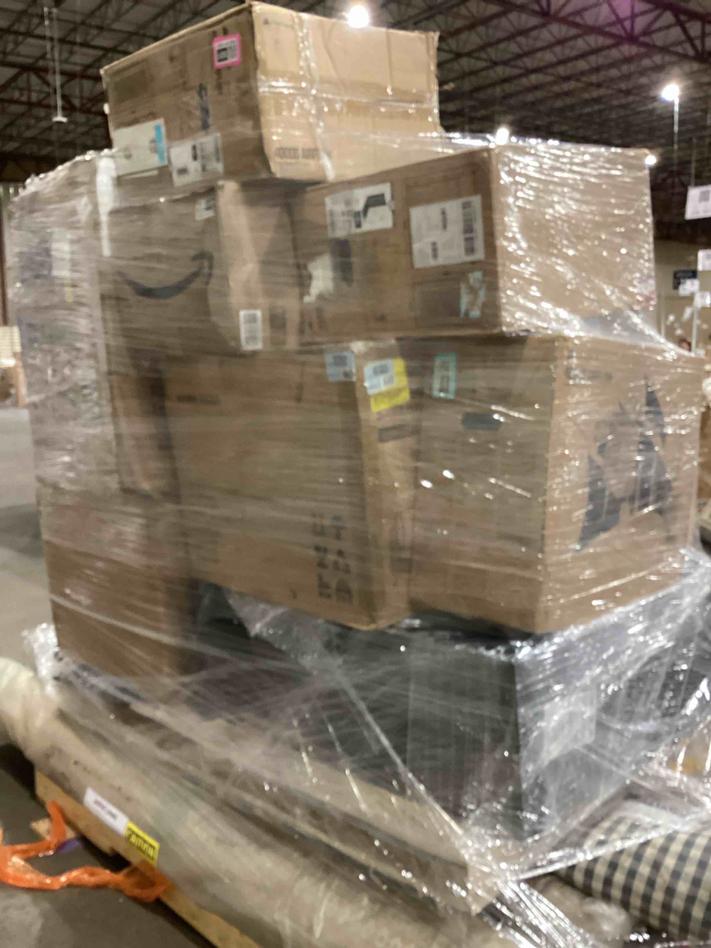 https://s3.amazonaws.com/lotting-images-prod/bidfta/PNK1498047_1757972699280.jpeg
