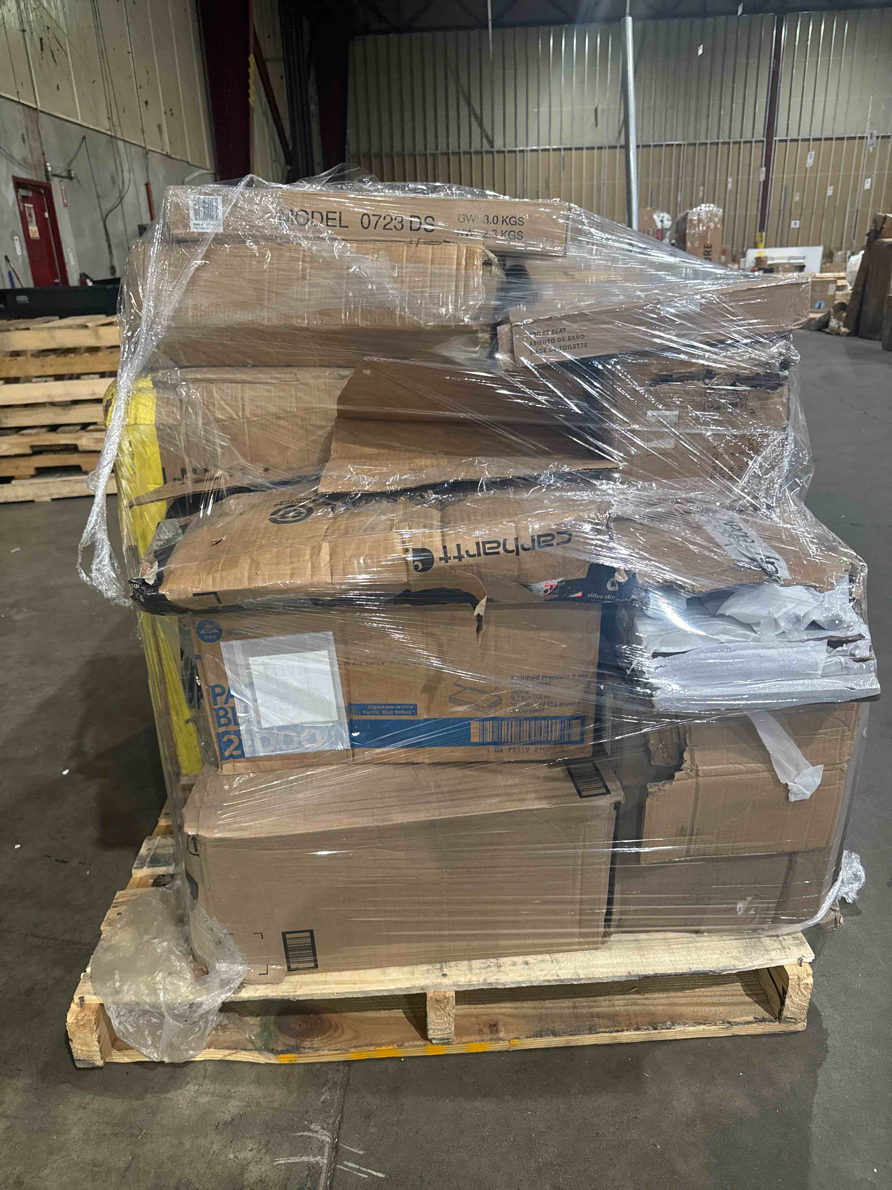 https://s3.amazonaws.com/lotting-images-prod/bidfta/PNK1498152_1759780073232.jpeg