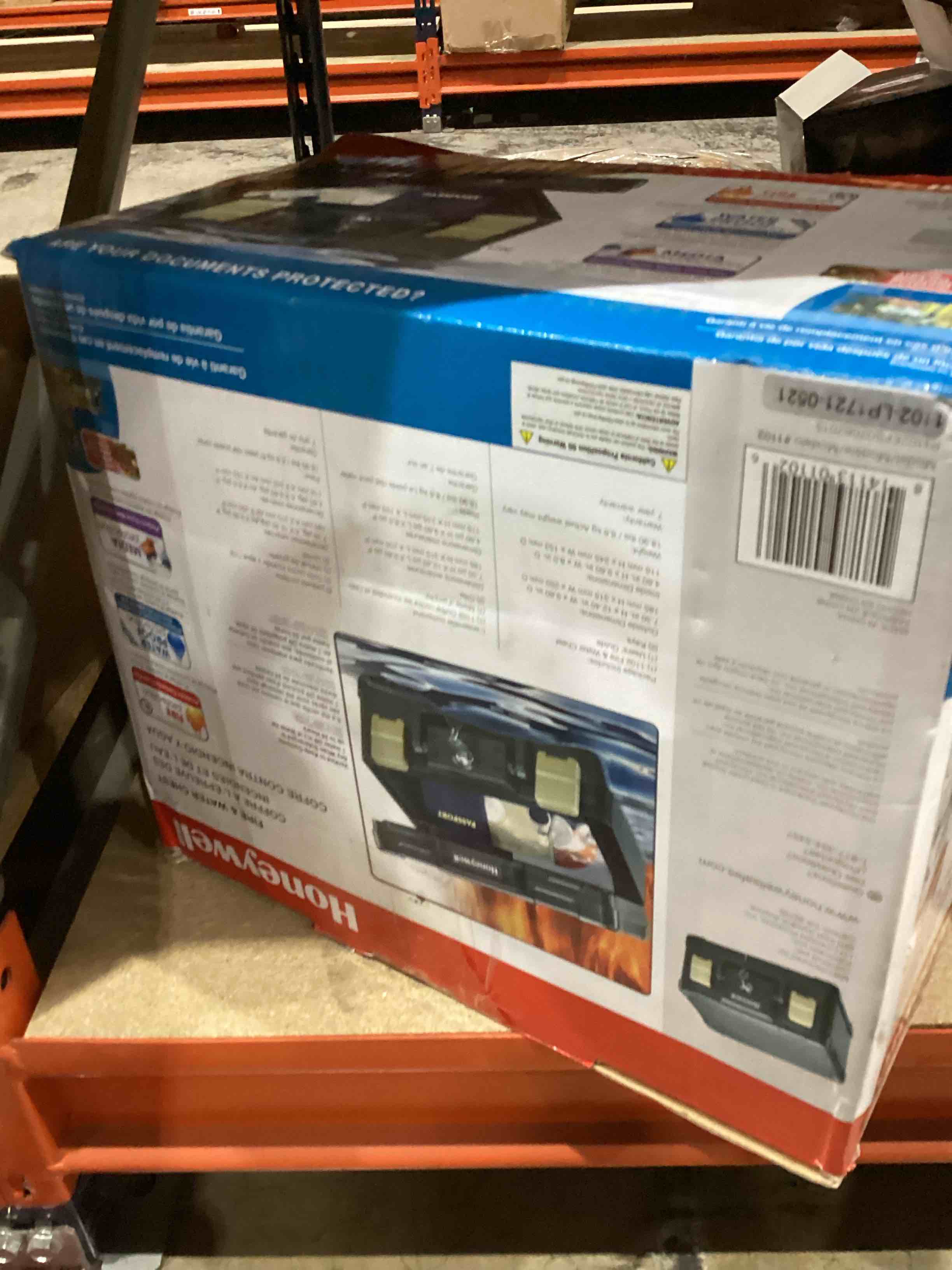 https://s3.amazonaws.com/lotting-images-prod/bidfta/PNK1498245_1760558271275.jpeg