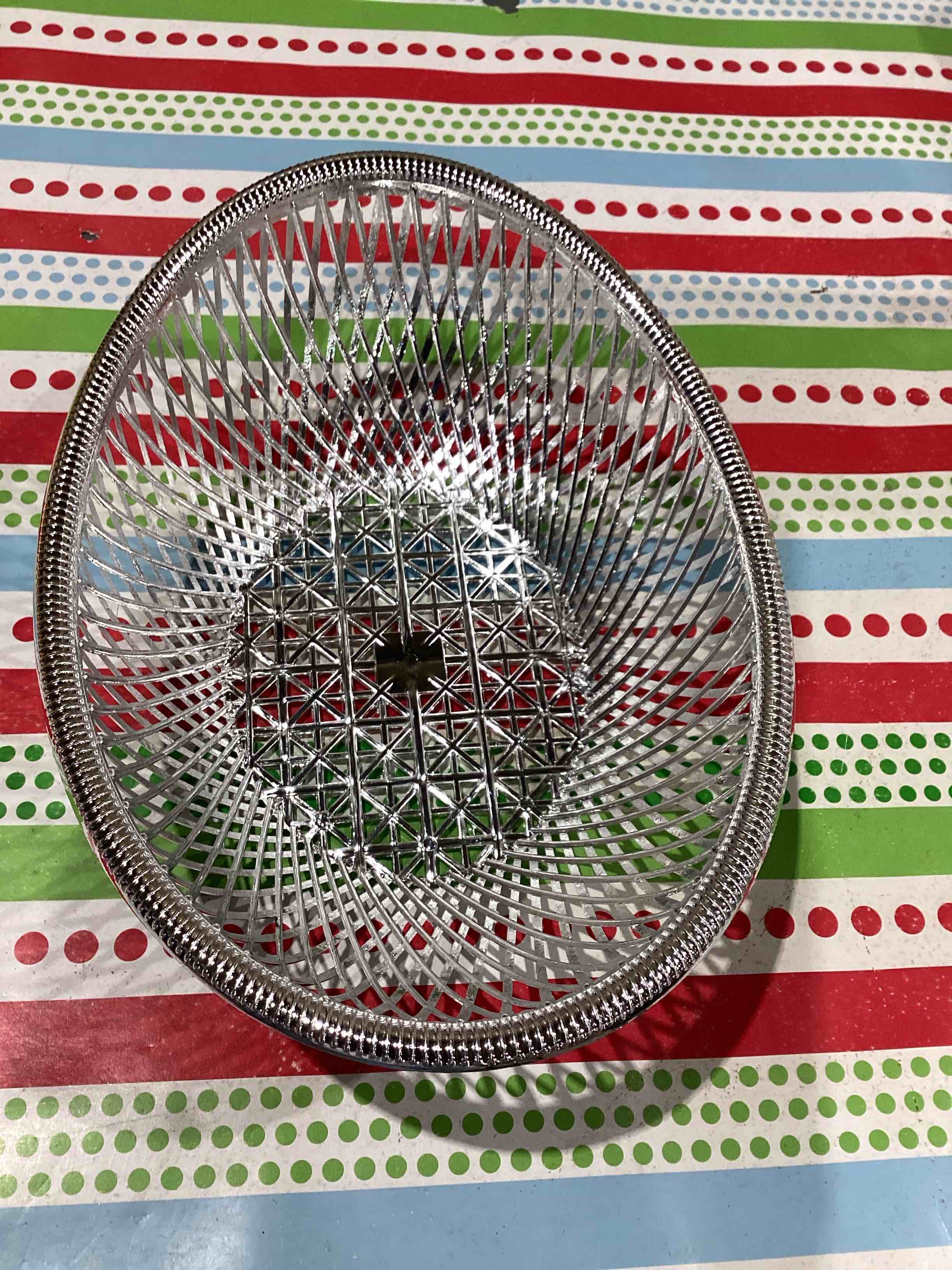 Medium plastic Basket decorative silver 