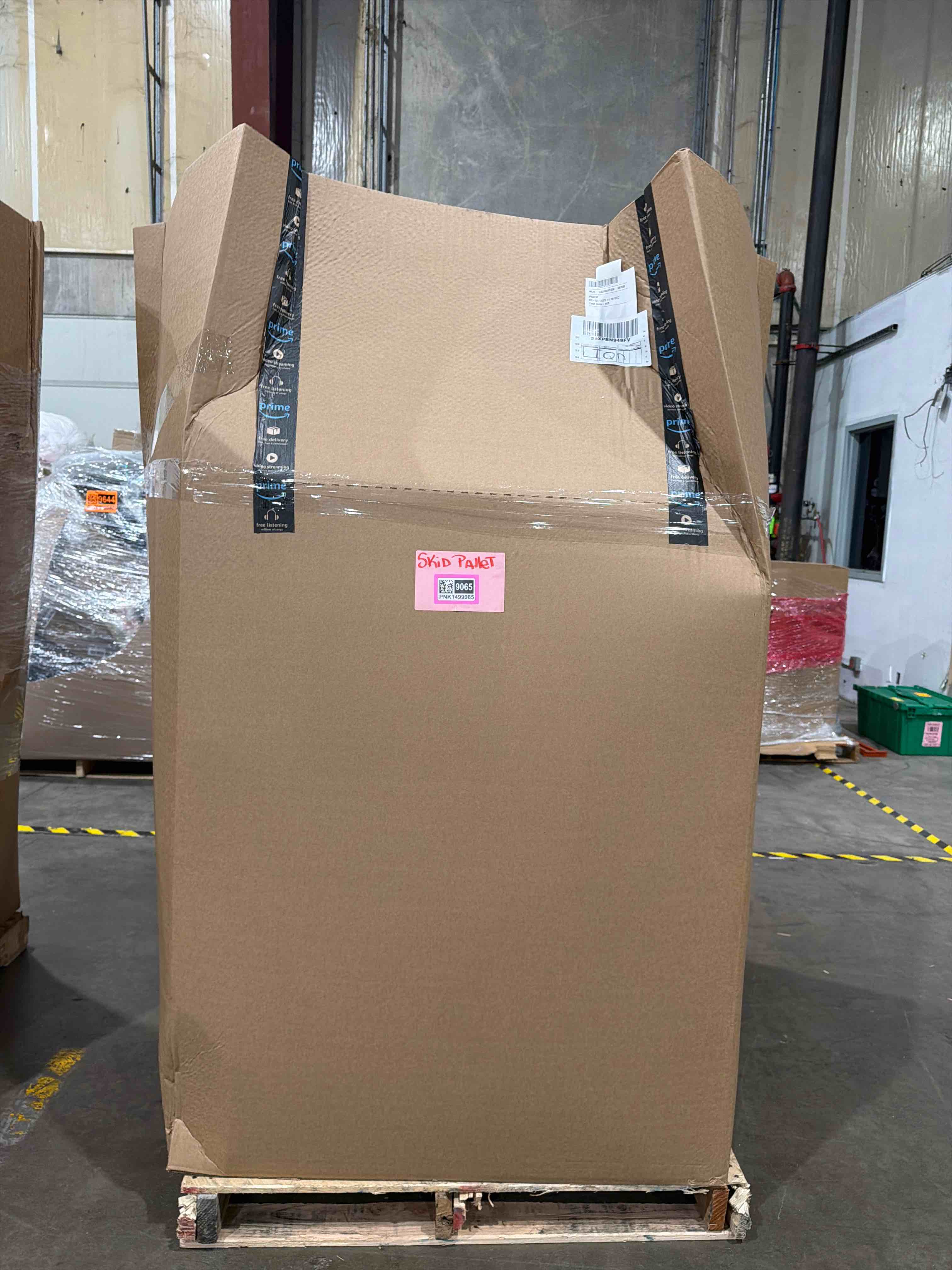 Skid pallet Gaylord BINS items as is or good condition