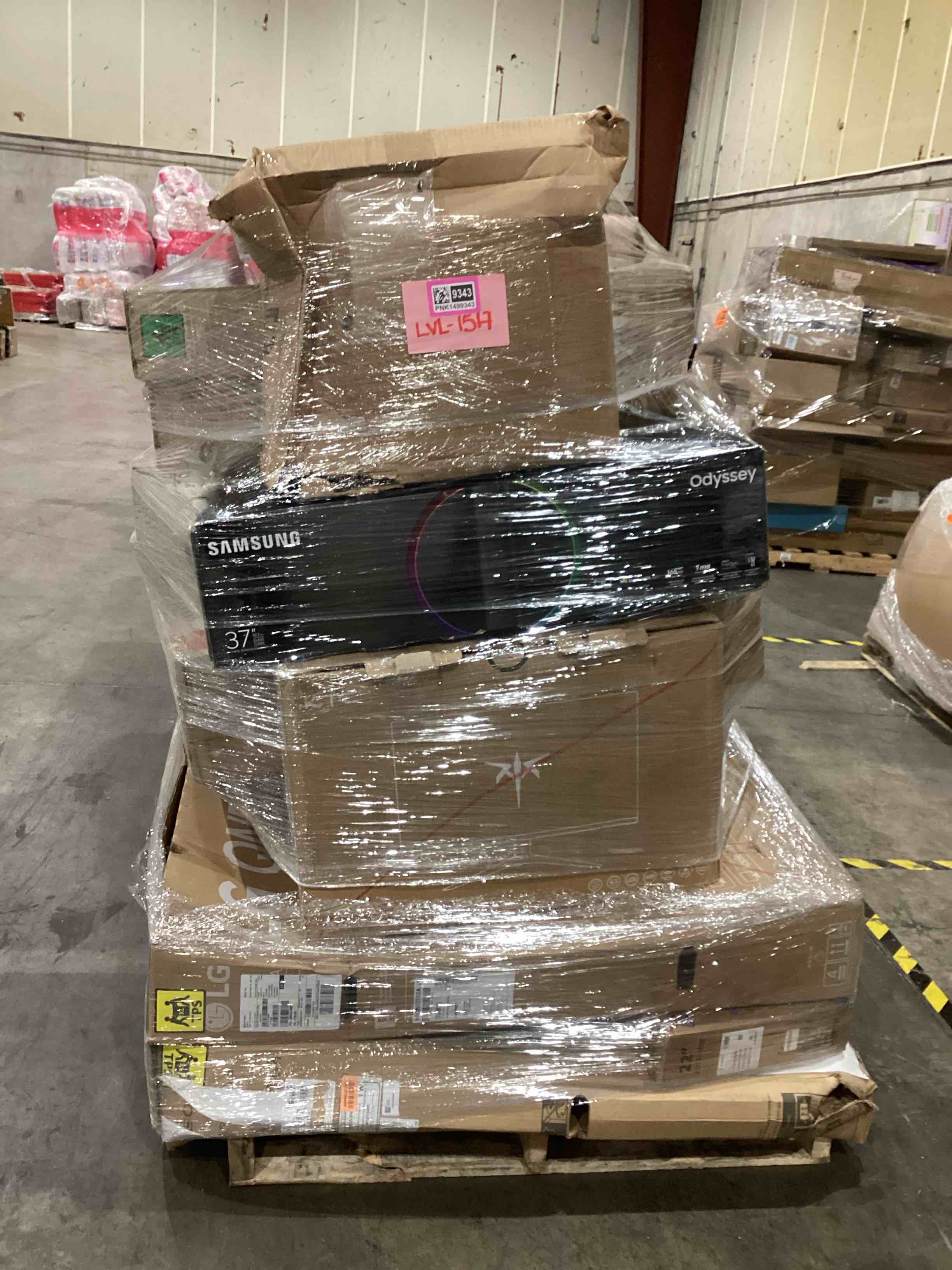 1 skid pallet multiple items as is or good condition 