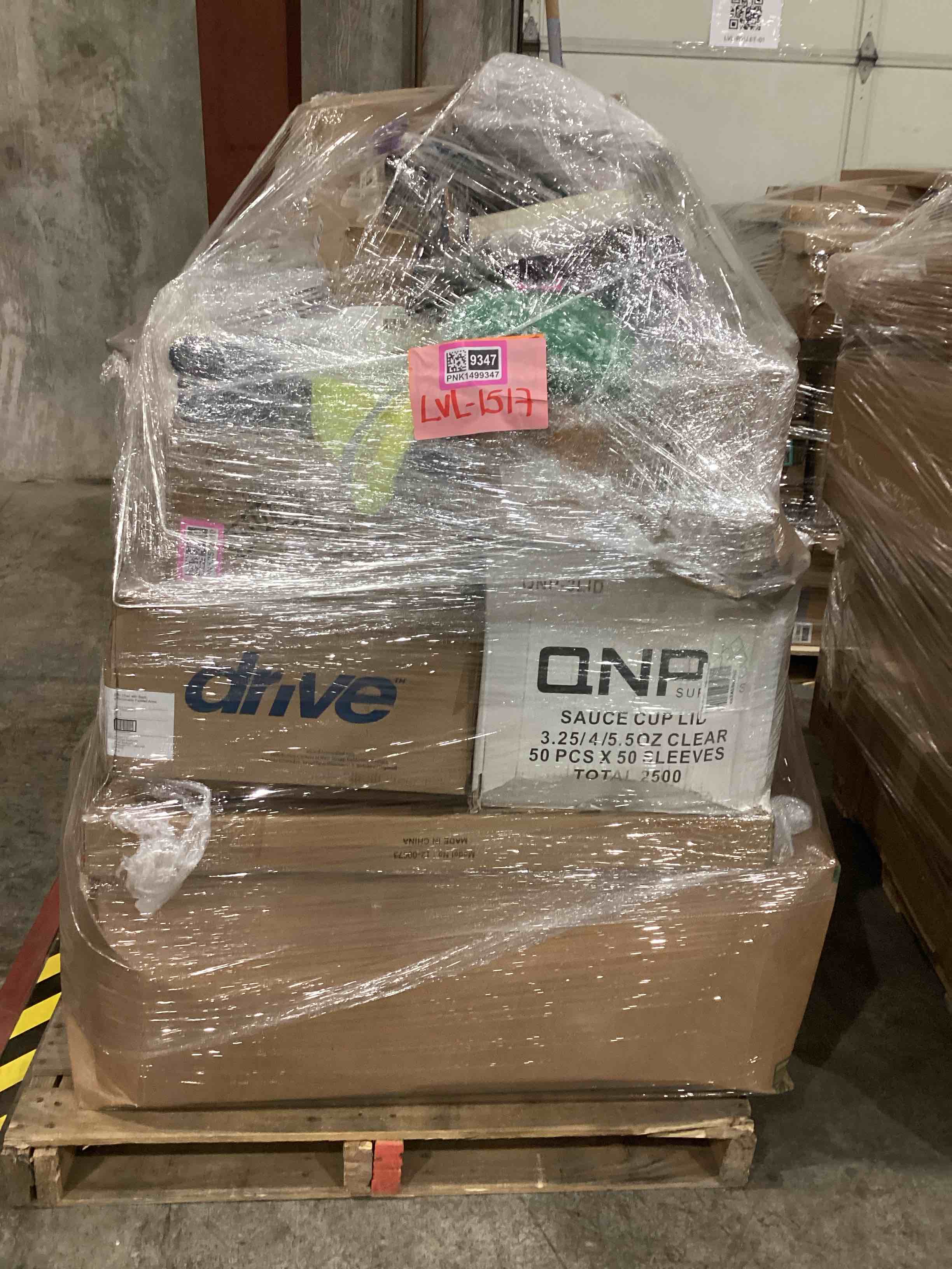 1 skid pallet multiple items as is or good condition 