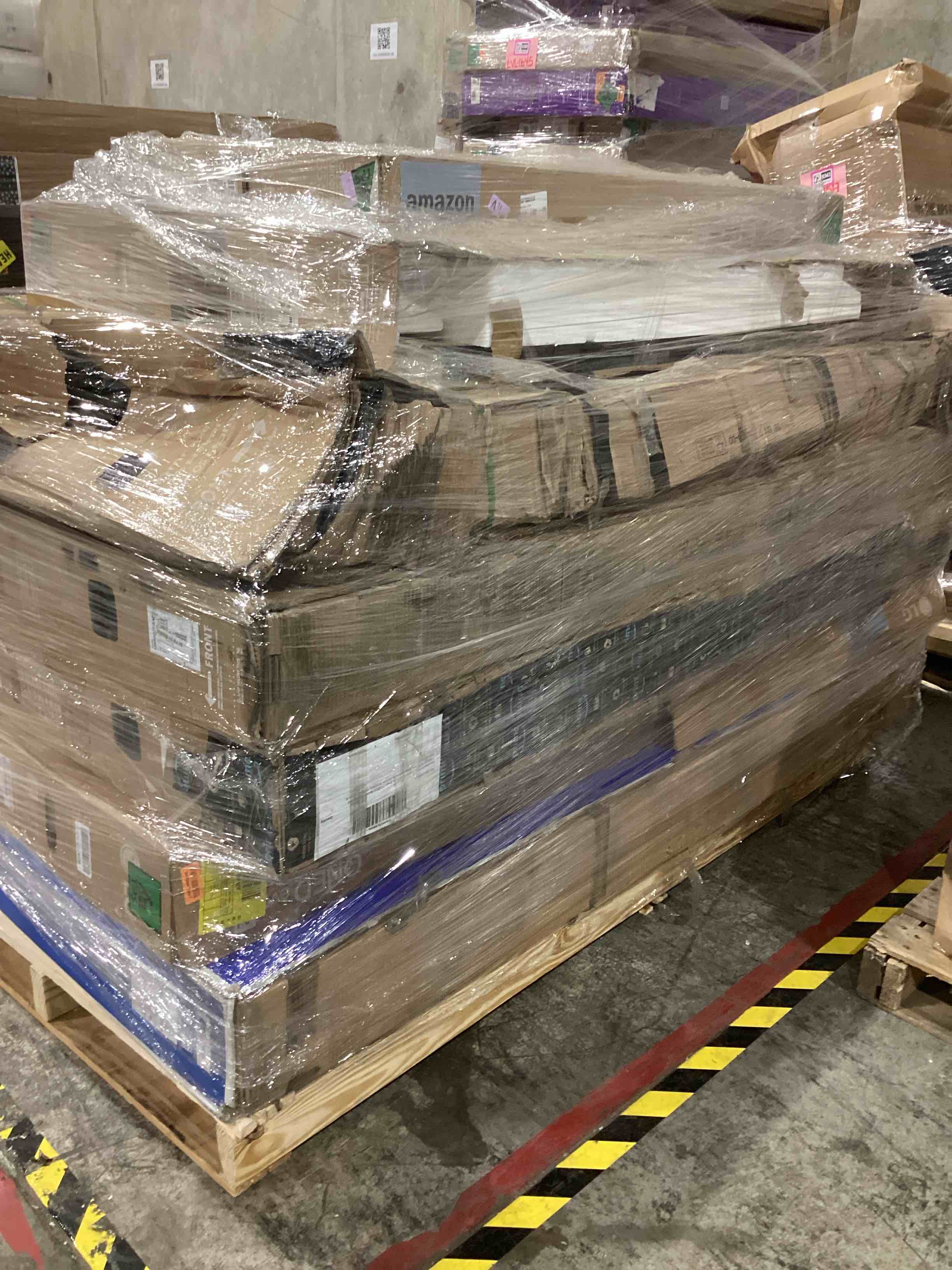 Condition photo showing As Is for 1 SKID PALLET TV (AS IS OR GOOD CONDITION)