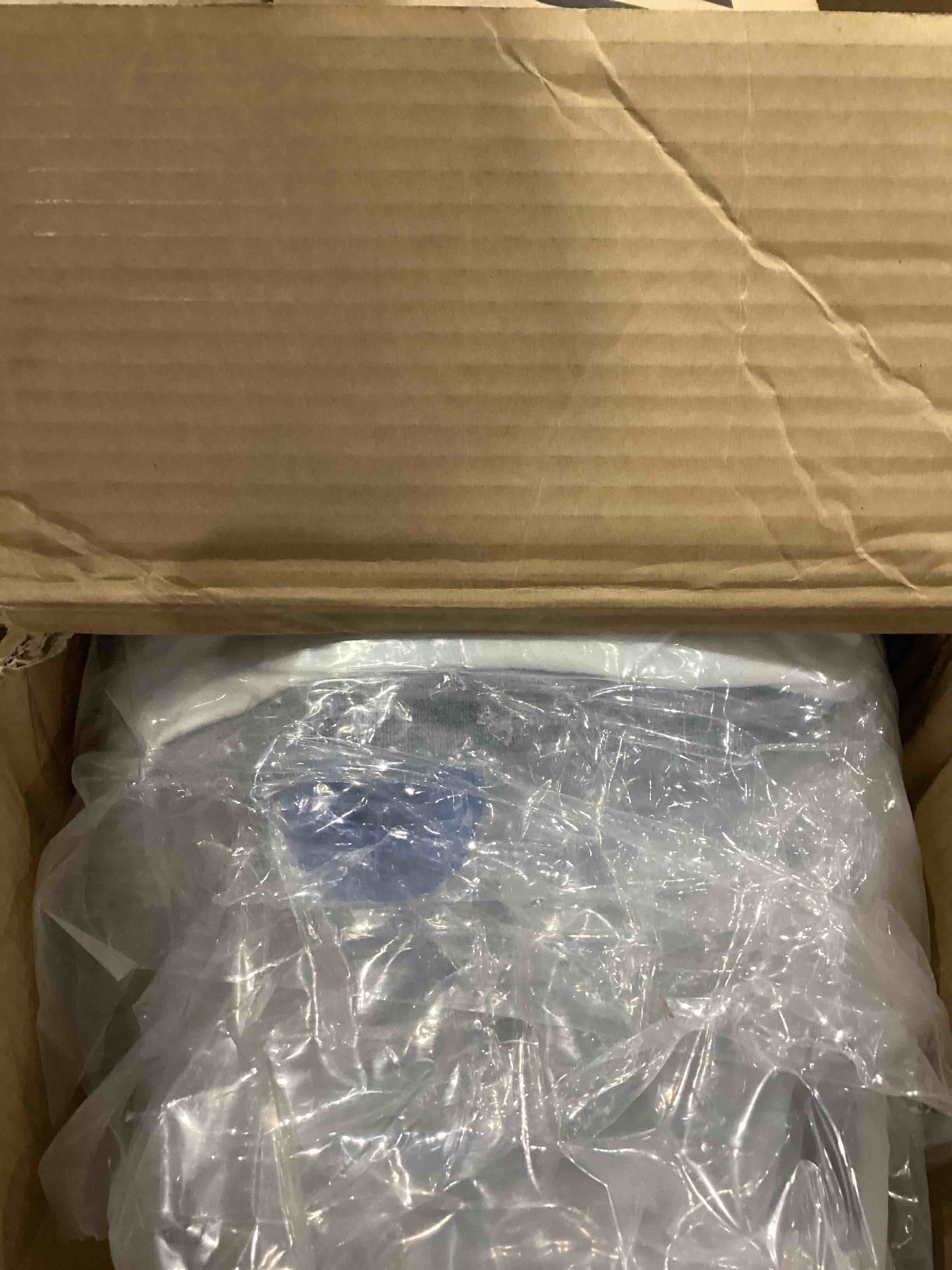 https://s3.amazonaws.com/lotting-images-prod/bidfta/PNK1501047_1756815180554.jpeg